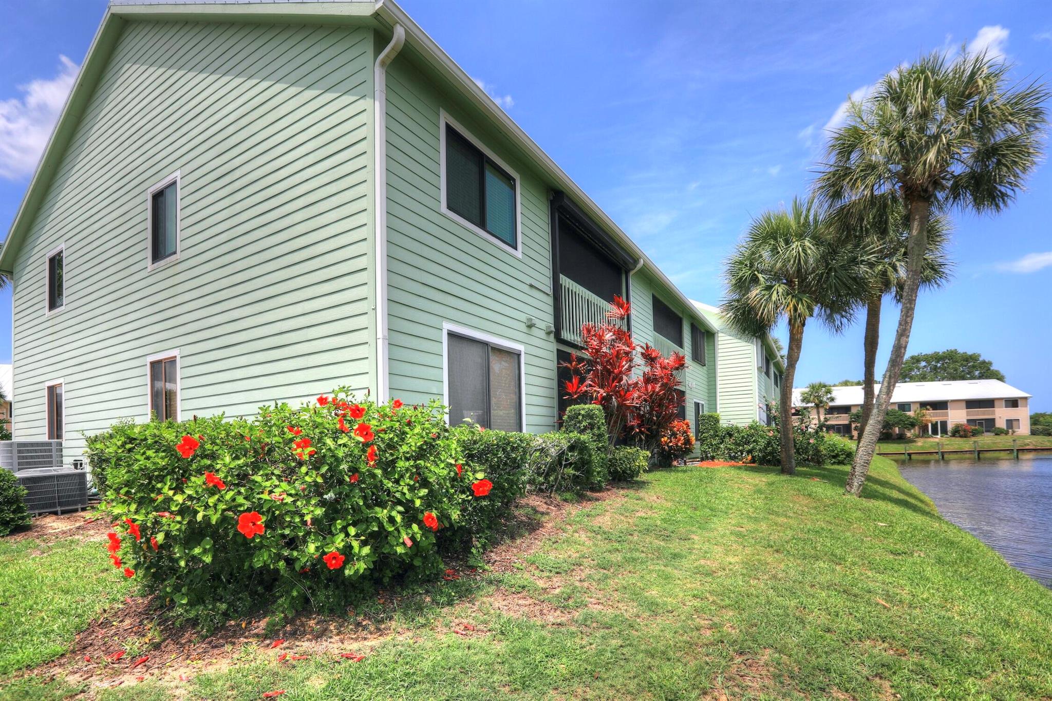 5725 Pelican Pointe Drive 4, Sebastian, FL, 32958/$247,000 4 5725 Pelican Pointe Drive 4