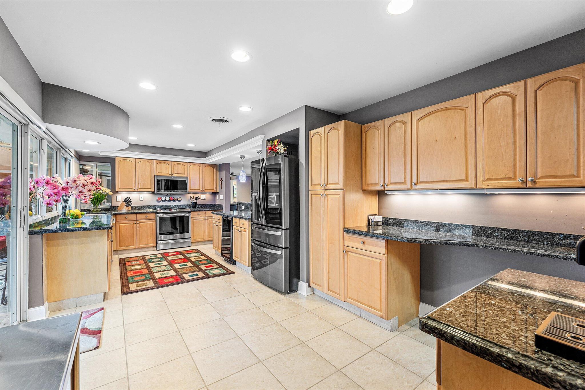 ROYAL PALM ACRES NINTH SE - Residential