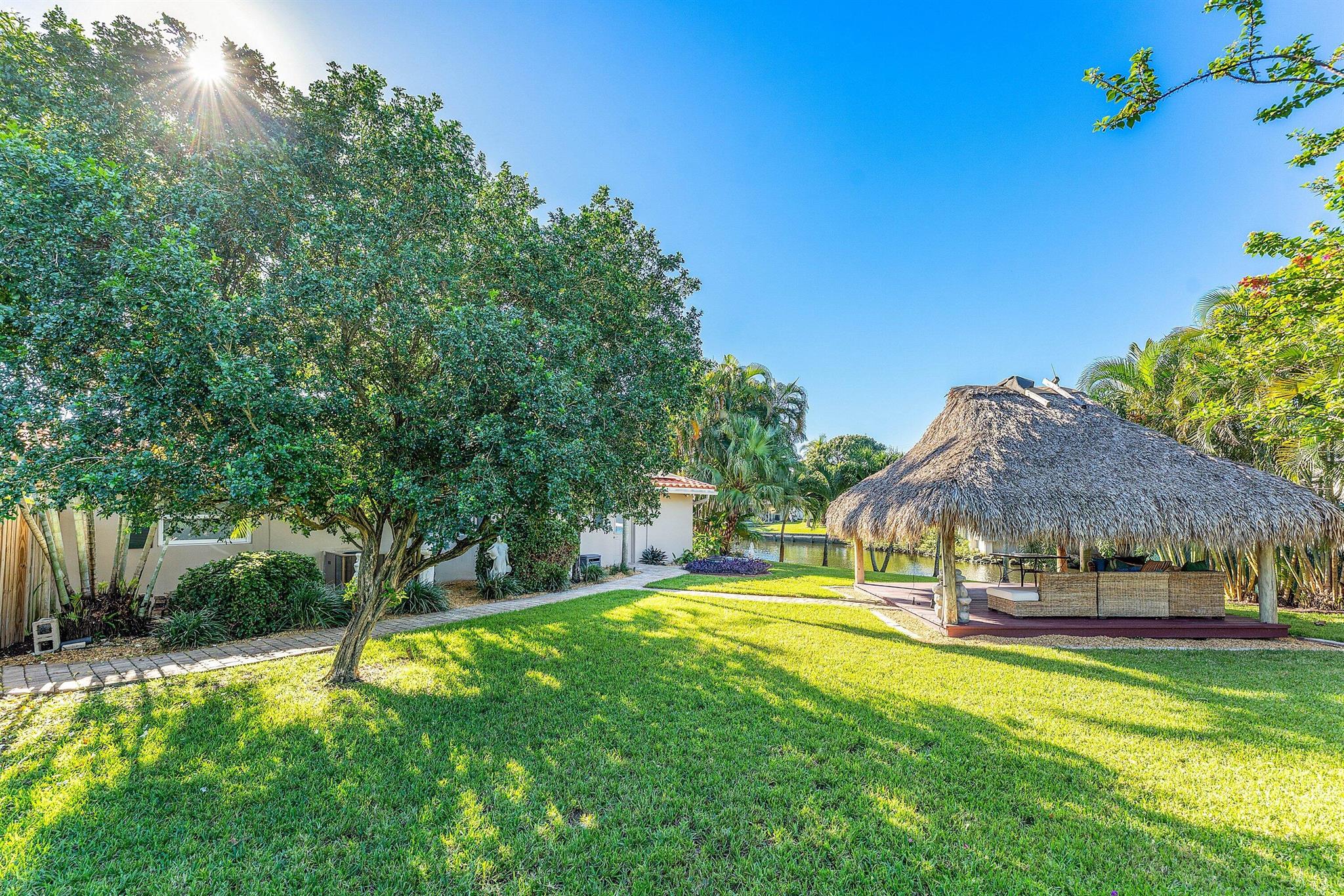 ROYAL PALM ACRES NINTH SE - Residential