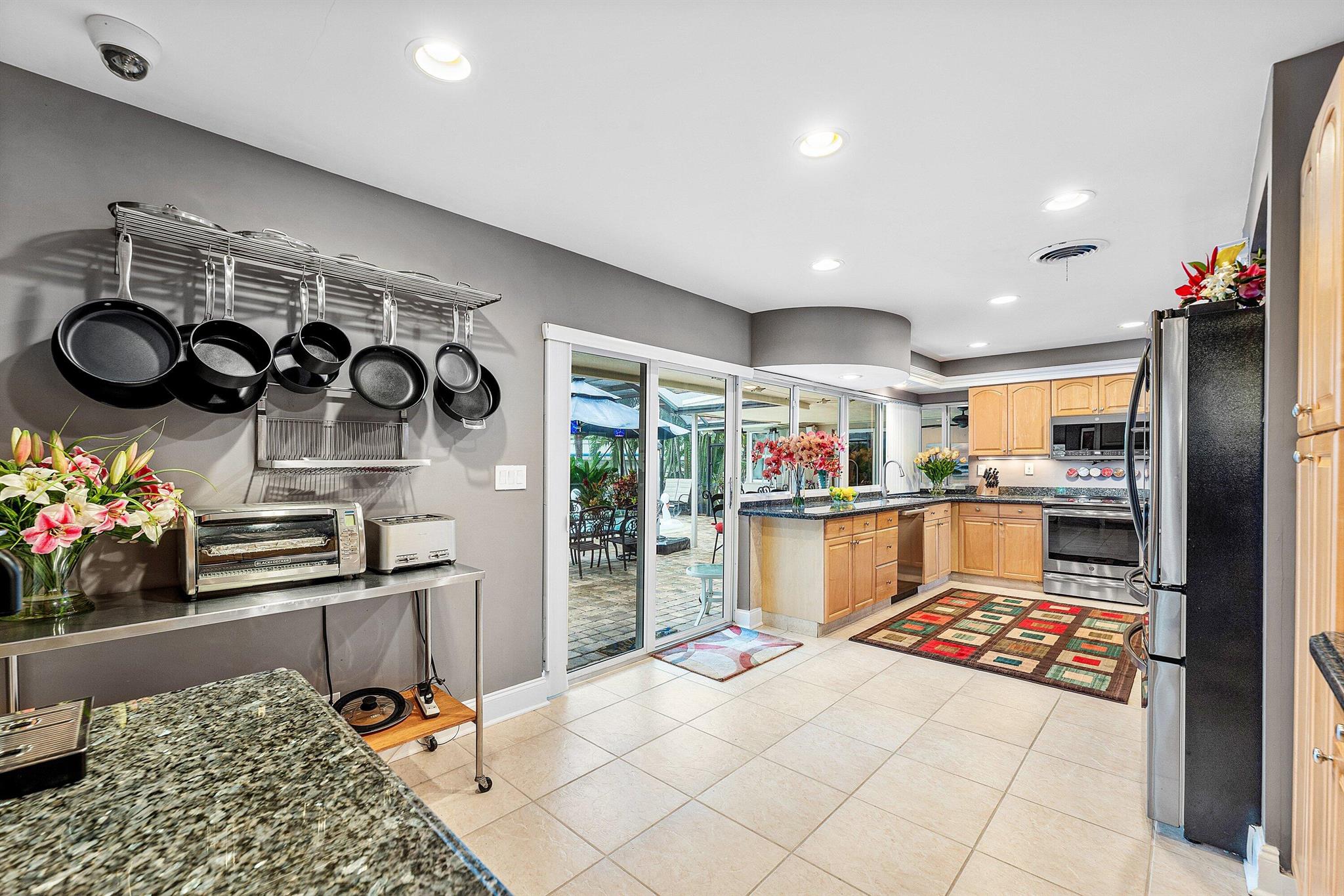 ROYAL PALM ACRES NINTH SE - Residential