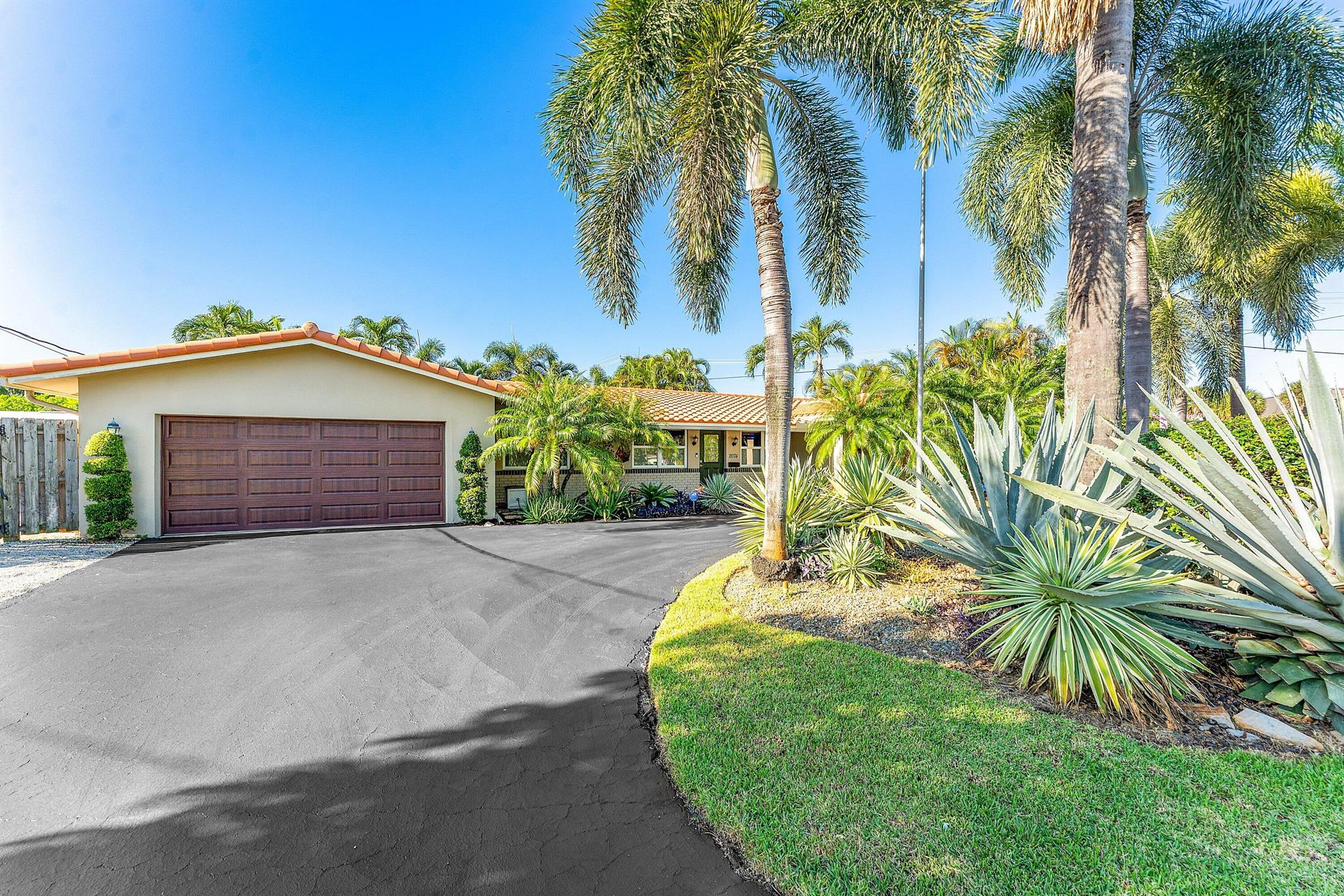 ROYAL PALM ACRES NINTH SE - Residential