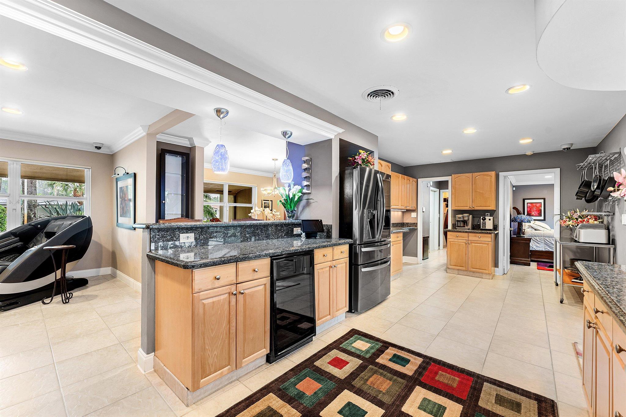 ROYAL PALM ACRES NINTH SE - Residential