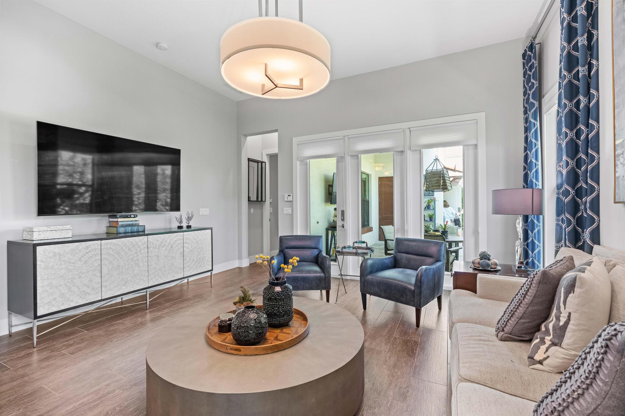 ALTON NEIGHBORHOOD - Residential