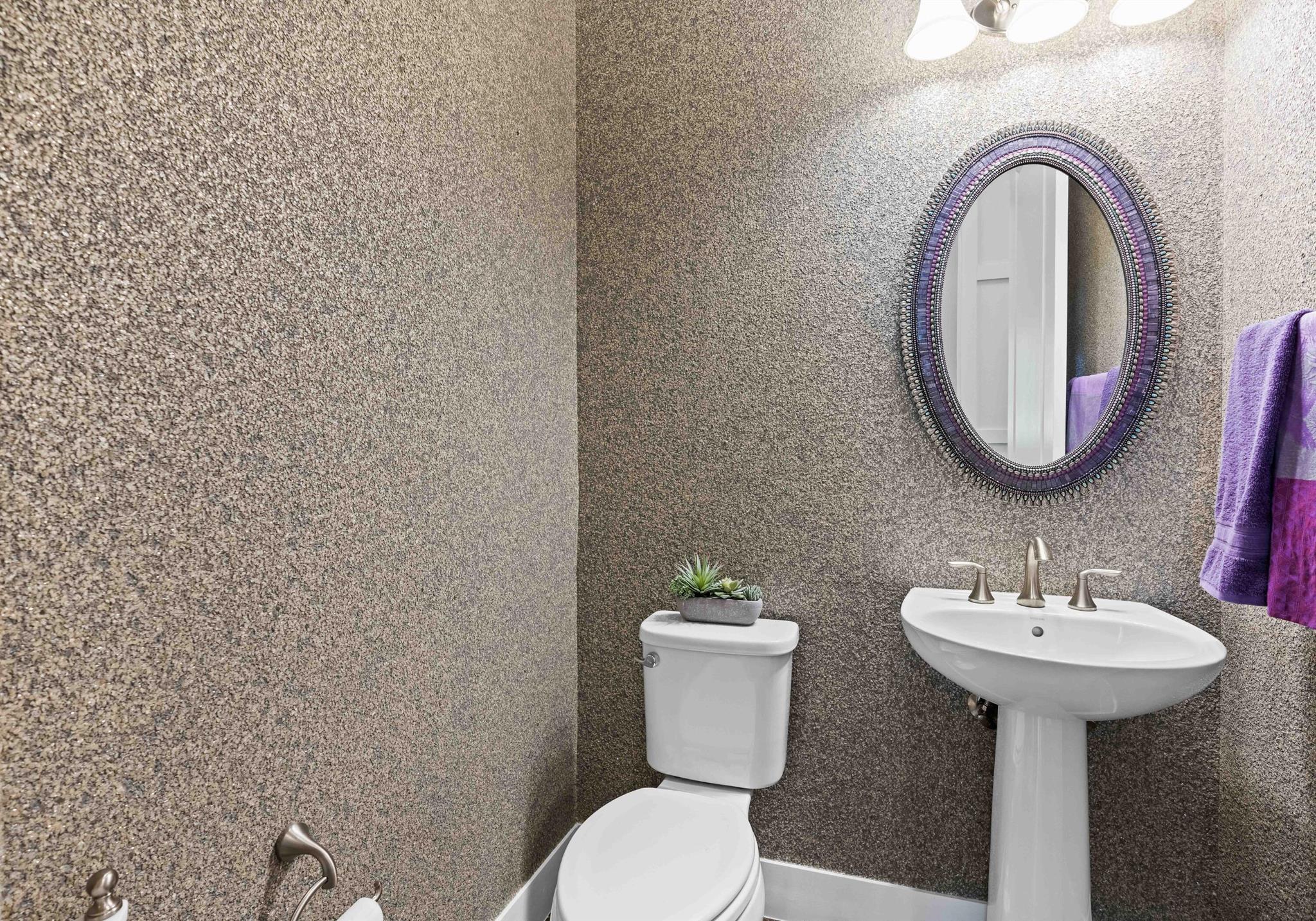 ALTON NEIGHBORHOOD - Residential