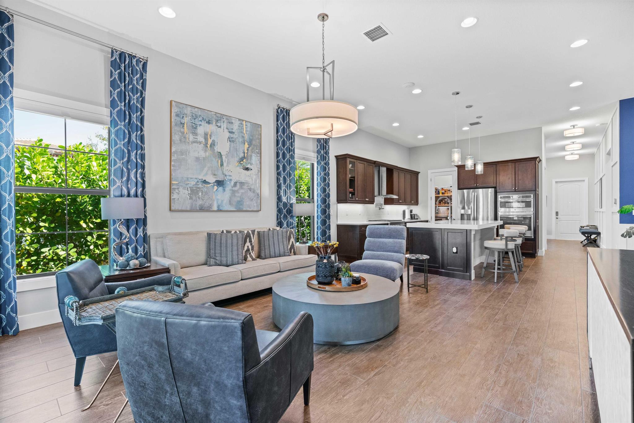 ALTON NEIGHBORHOOD - Residential