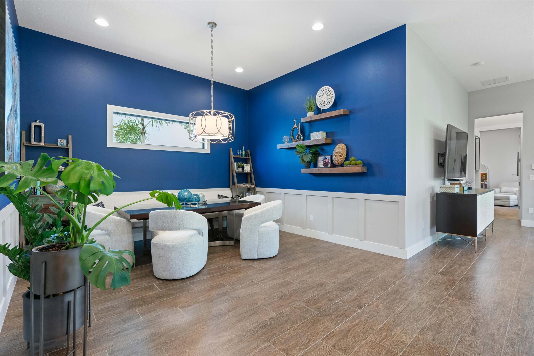 ALTON NEIGHBORHOOD - Residential