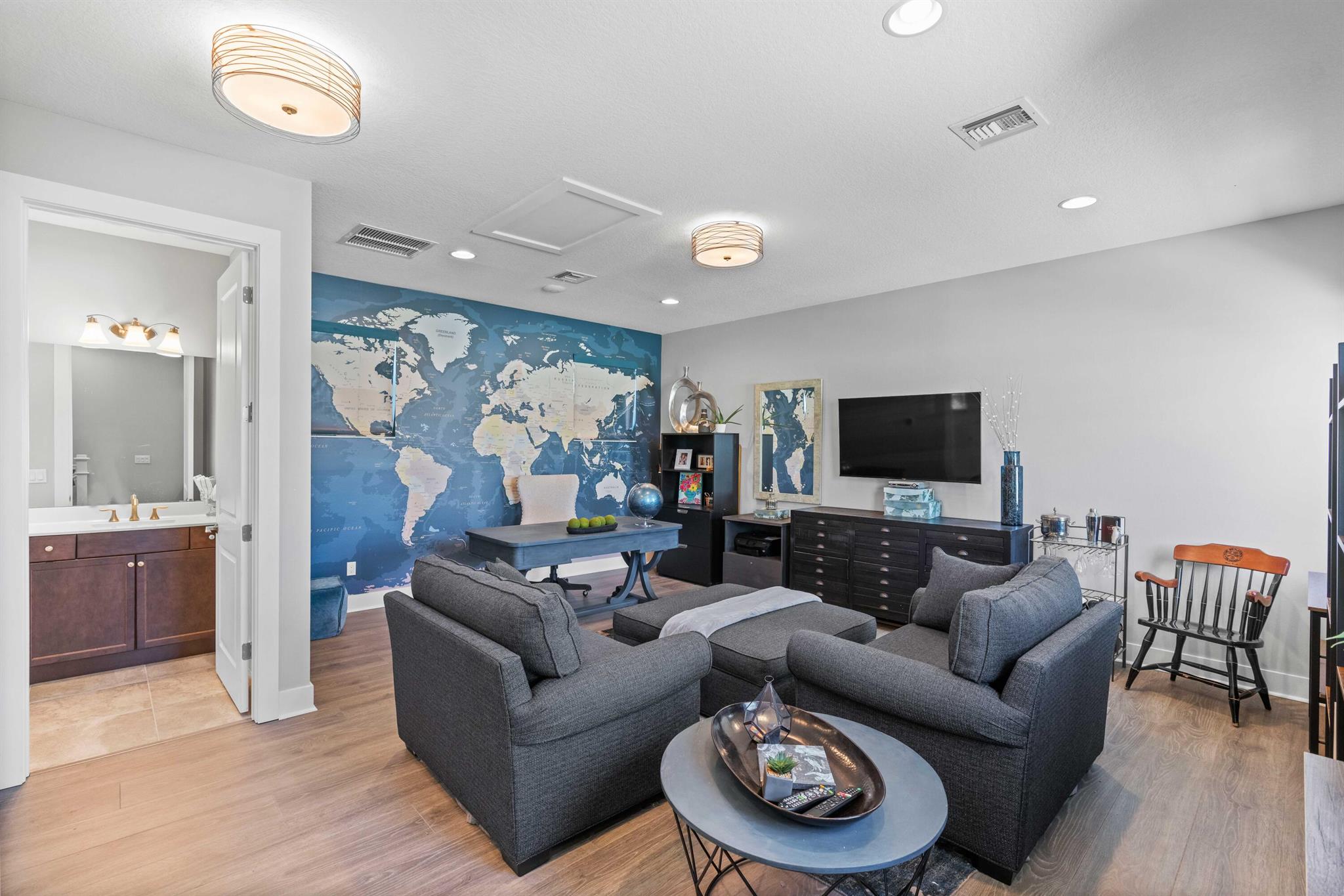 ALTON NEIGHBORHOOD - Residential