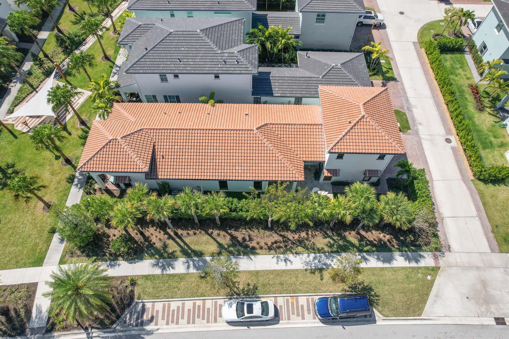 ALTON NEIGHBORHOOD - Residential