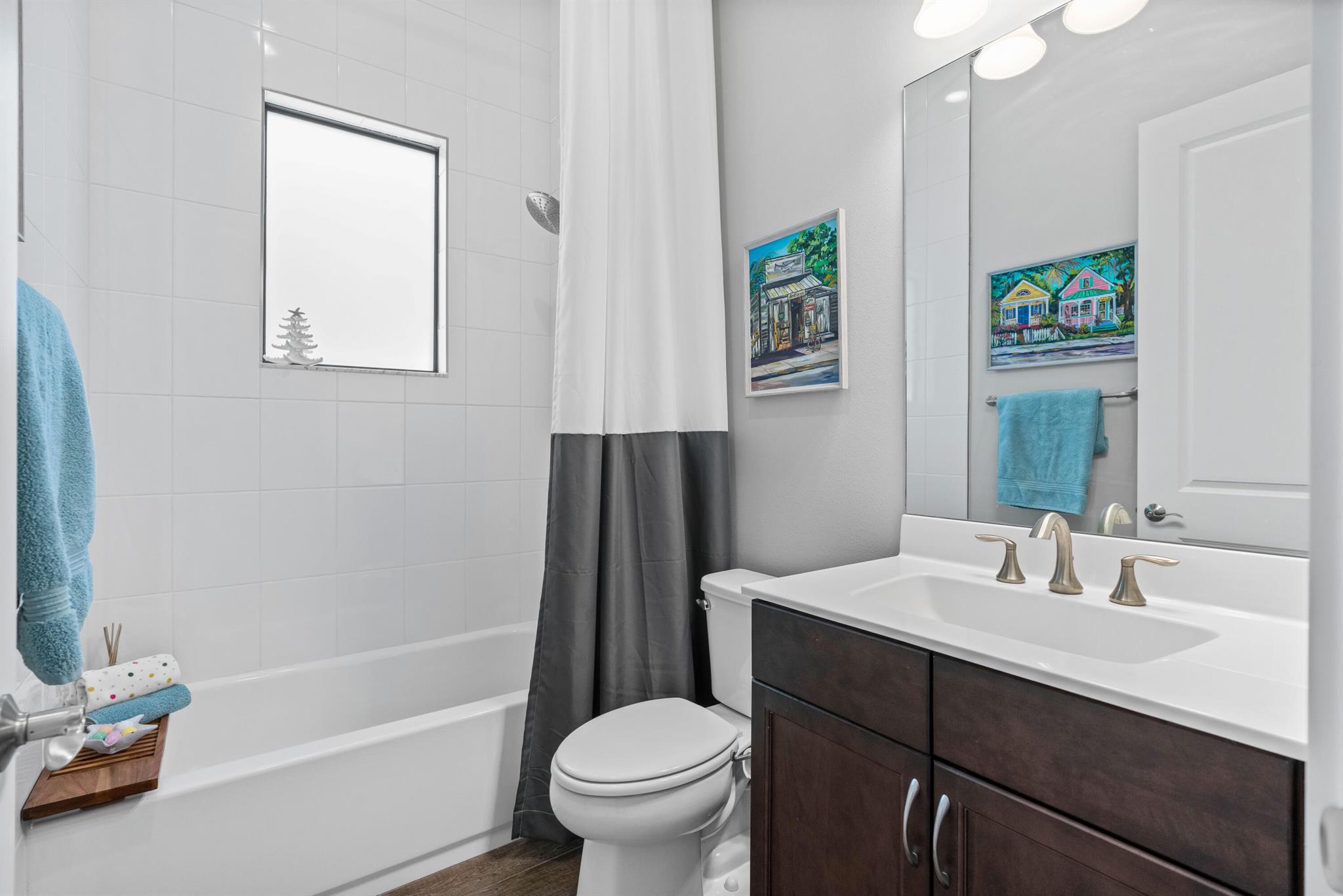 ALTON NEIGHBORHOOD - Residential