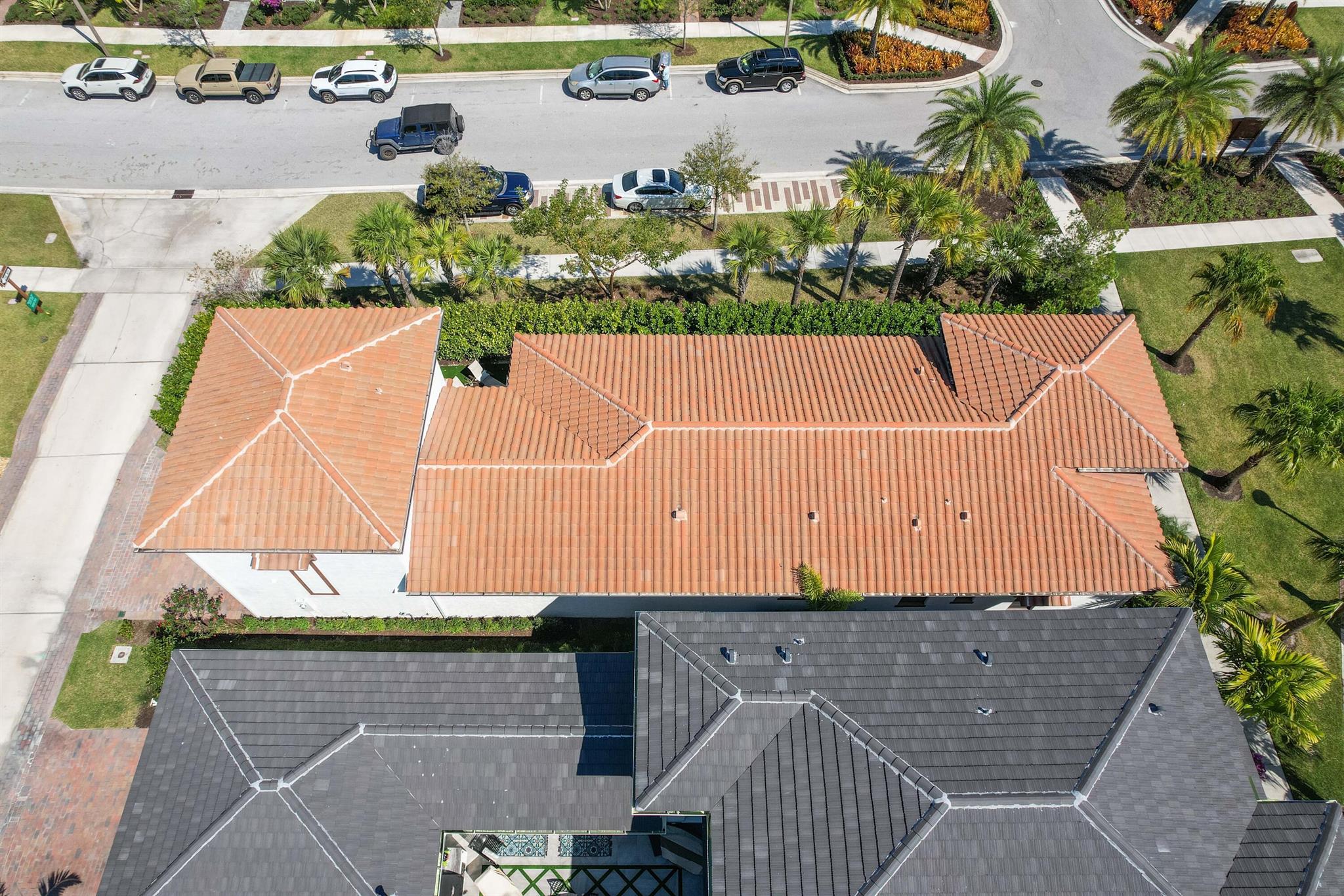 ALTON NEIGHBORHOOD - Residential