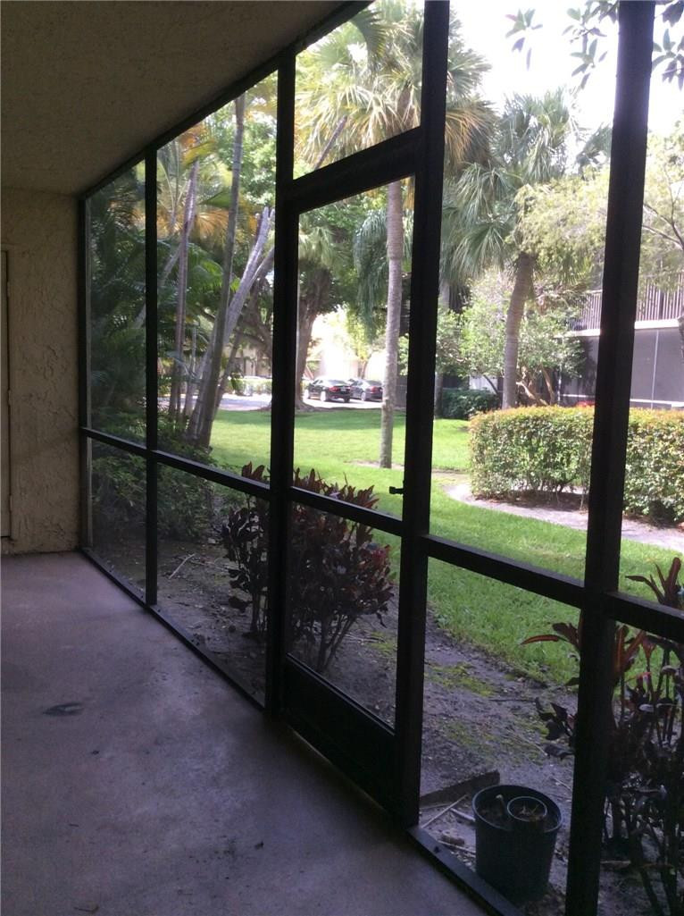 Villas At Meadow Lakes - Residential Lease