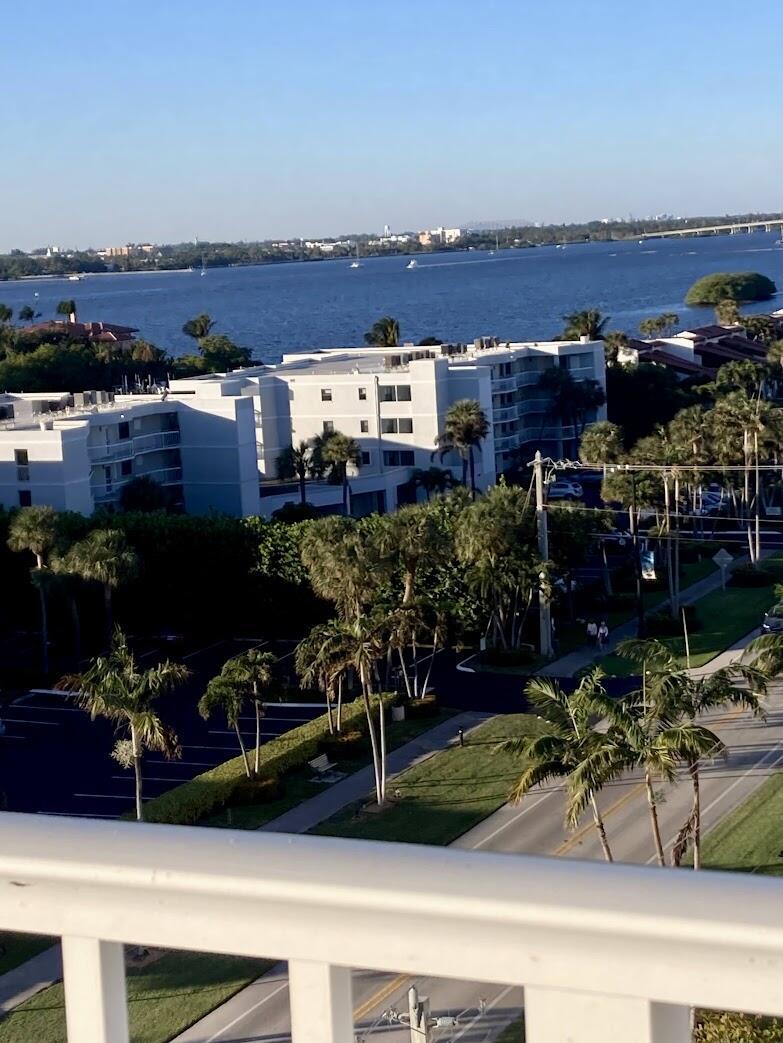 LE CHATEAU ROYAL CONDO - Residential Lease