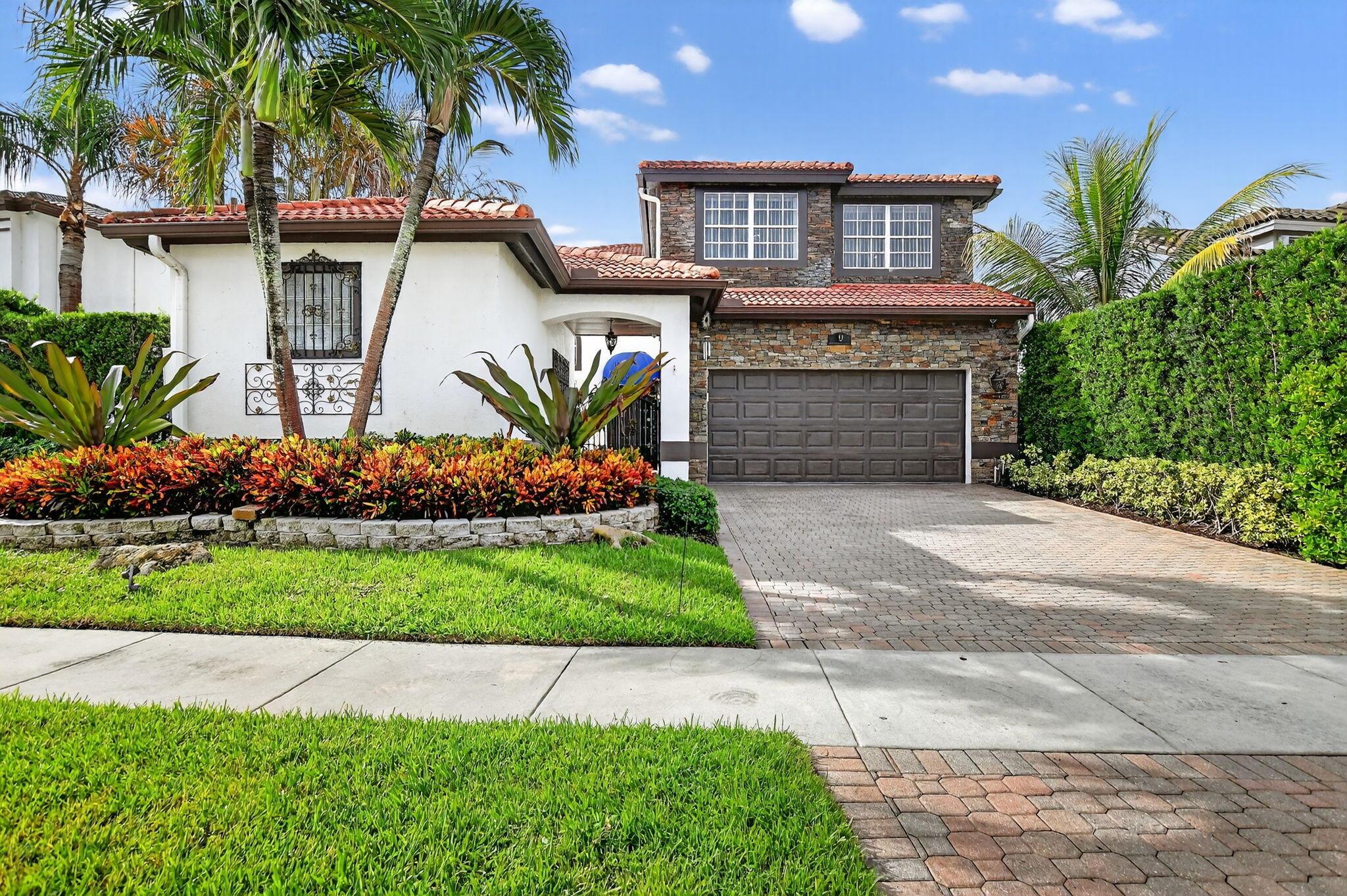 ***ENJOY FLORIDA LIFESTYLE AT IT'S BEST***THIS BEAUTIFUL IMMACULATE 4 BEDROOM, 3.5 BATH BUILDER'S MODEL POOL HOME, BOASTS MAGNIFICENT COURTYARD, PRIVATE UNATTACHED GUESTHOUSE WITH SEPARATE ZONED AC UNIT, AND LARGE FENCED SIDE AND BACKYARD. FEATURES INCLUDES HIGH VAULTED CEILINGS, CUSTOM DESIGN KITCHEN WITH WOOD CABINETS; NATURAL STONE COUNTERTOPS; HUGE UPDATED MASTER SUITE WITH LARGE BUILT-IN CUSTOM CLOSETS; TILE AND LAMINATE FLOORING THROUGHOUT; CEILING AUDIO SPEAKER SYSTEM INSIDE & OUT; COMPLETE WATER FILTRATION SYSTEM, SCREENED LANAI, ETC. THE SPACIOUS OPEN-DESIGN CONCEPT ALLOW SEAMLESS FLOW FROM THE LIVING, DINING, FAMILY ROOM AND KITCHEN. RENT INCLUDES LAWN CARE, POOL MAINTENANCE, INTERNET AND BASIC CABLE. CLOSE PROXIMITY TO EXCELLENT A RATED SCHOOLS. Cont...