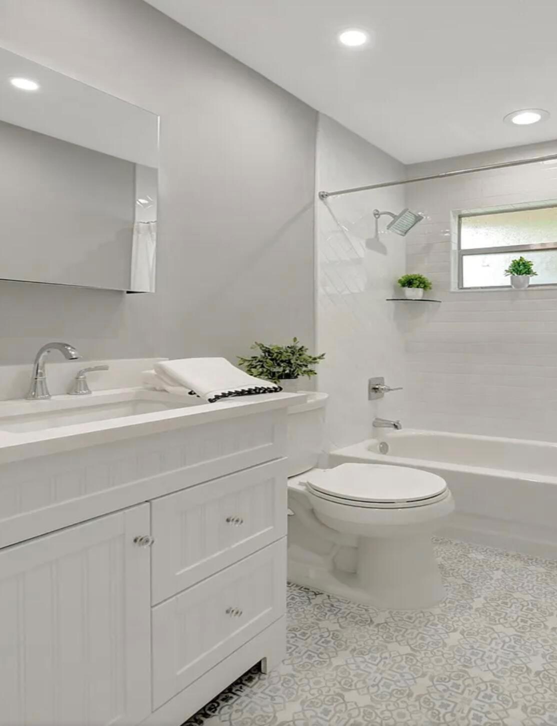 KINGS POINT MONACO CONDOS - Residential