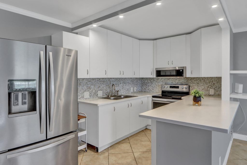 Photo of 265 Preston G Way #265, Boca Raton, FL 33434 (MLS # B26016794)