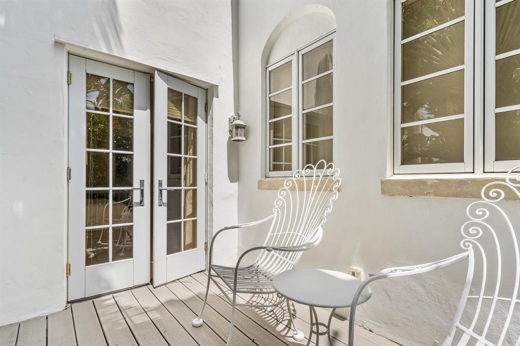 POINCIANA PARK 2ND ADD - Residential