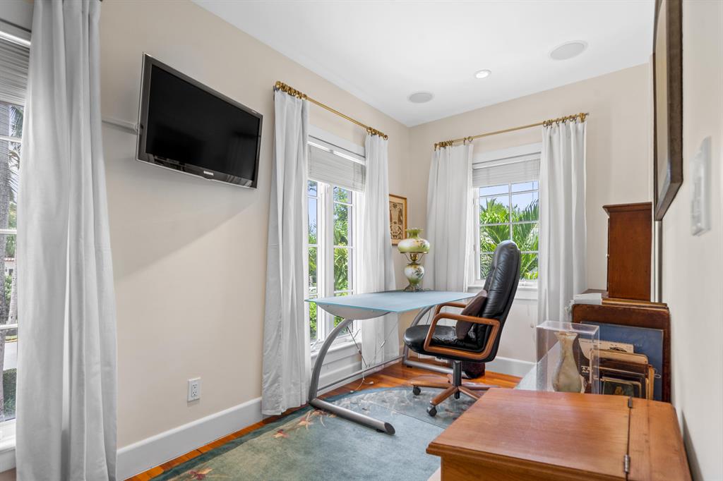 POINCIANA PARK 2ND ADD - Residential