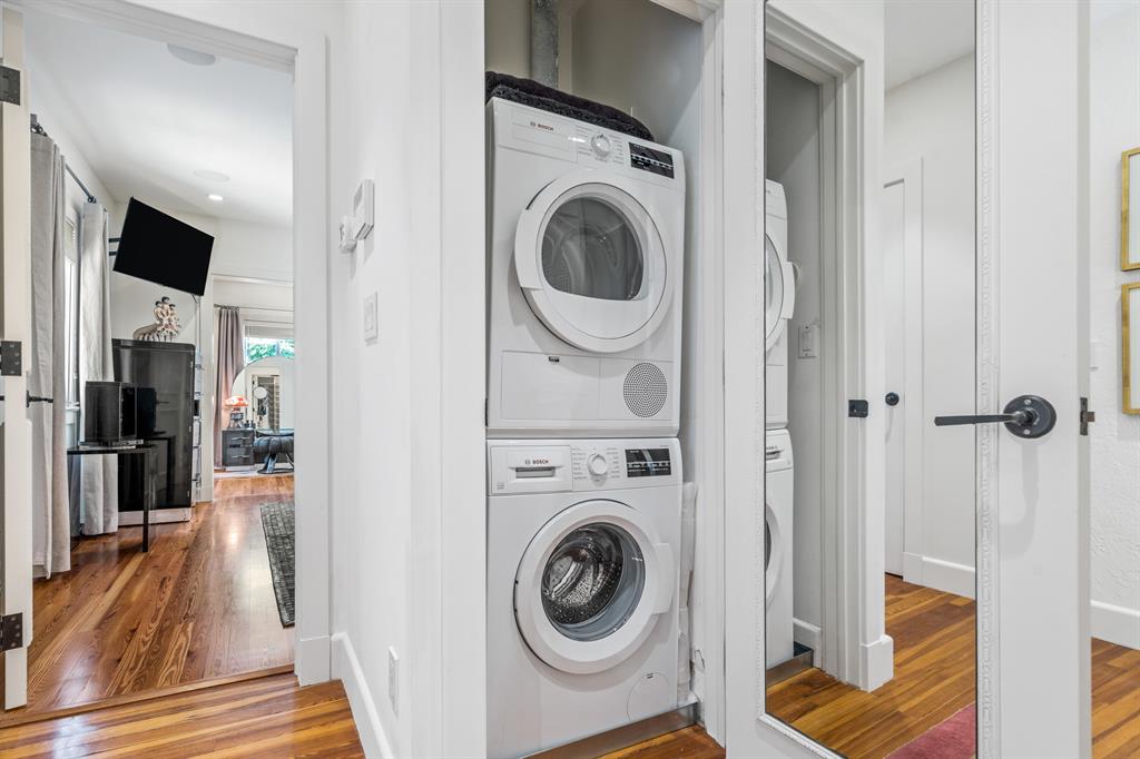 POINCIANA PARK 2ND ADD - Residential