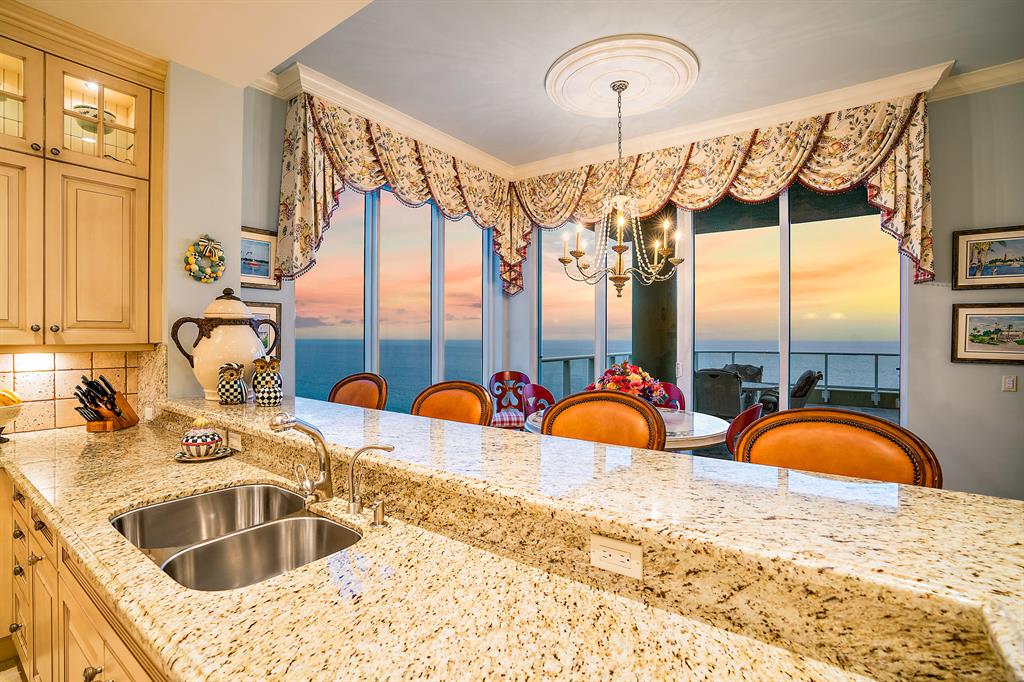 Ocean's Edge - Residential