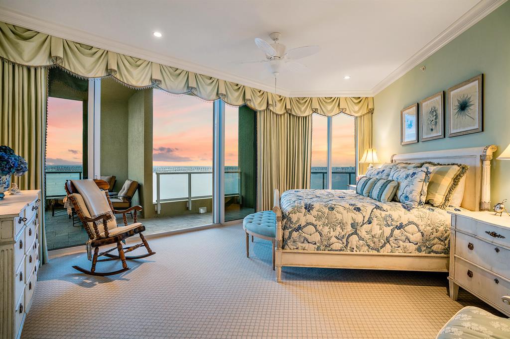 Ocean's Edge - Residential