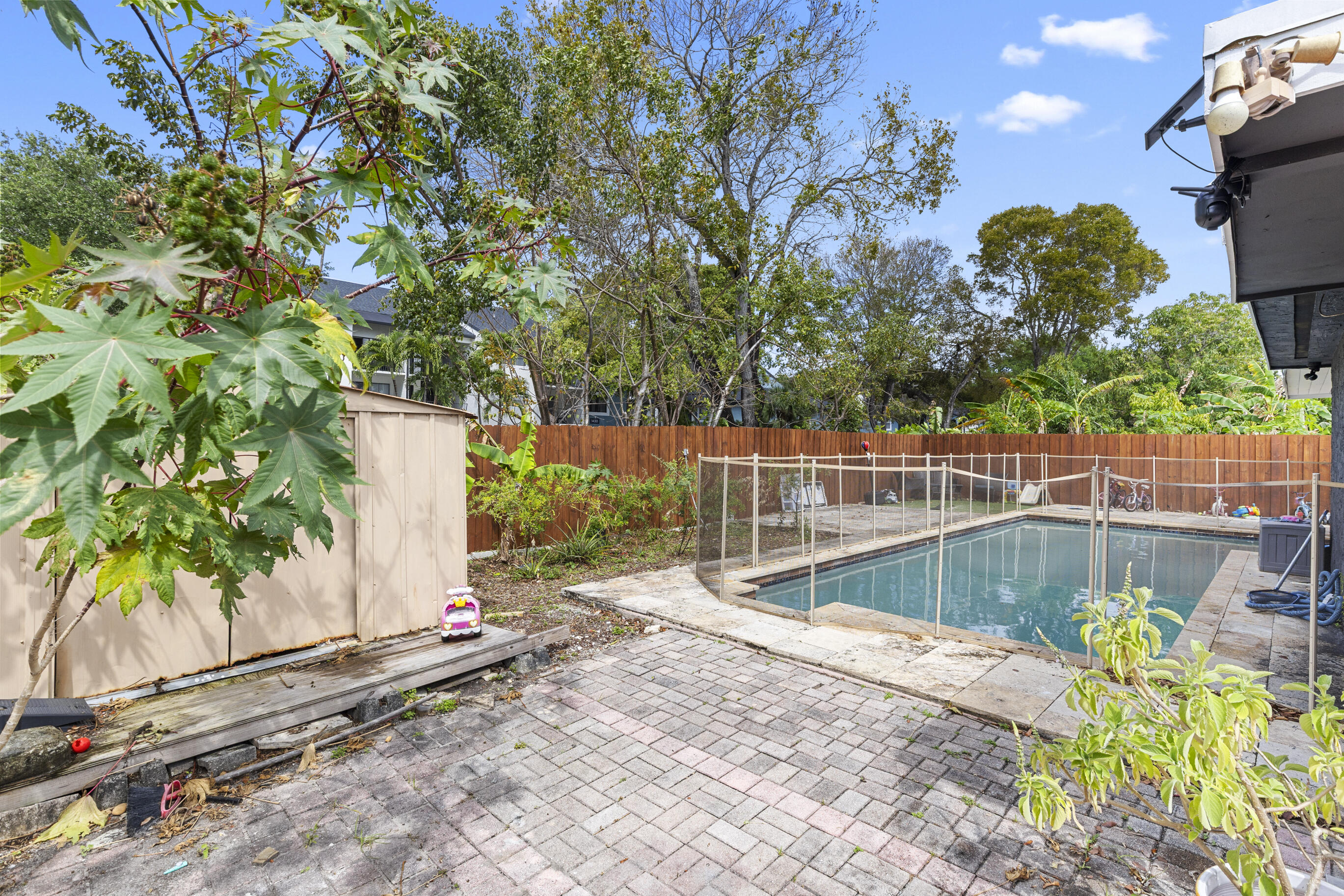 NORTH LAUDERDALE VILLAGE SEC 6 - Residential