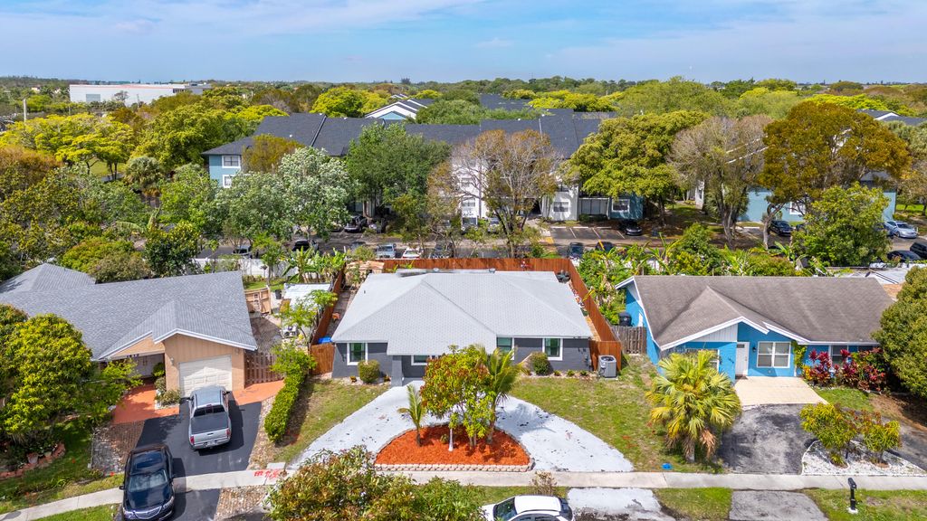 Photo of 1408 SW 75th Avenue, North Lauderdale, FL 33068 (MLS # B26010764)