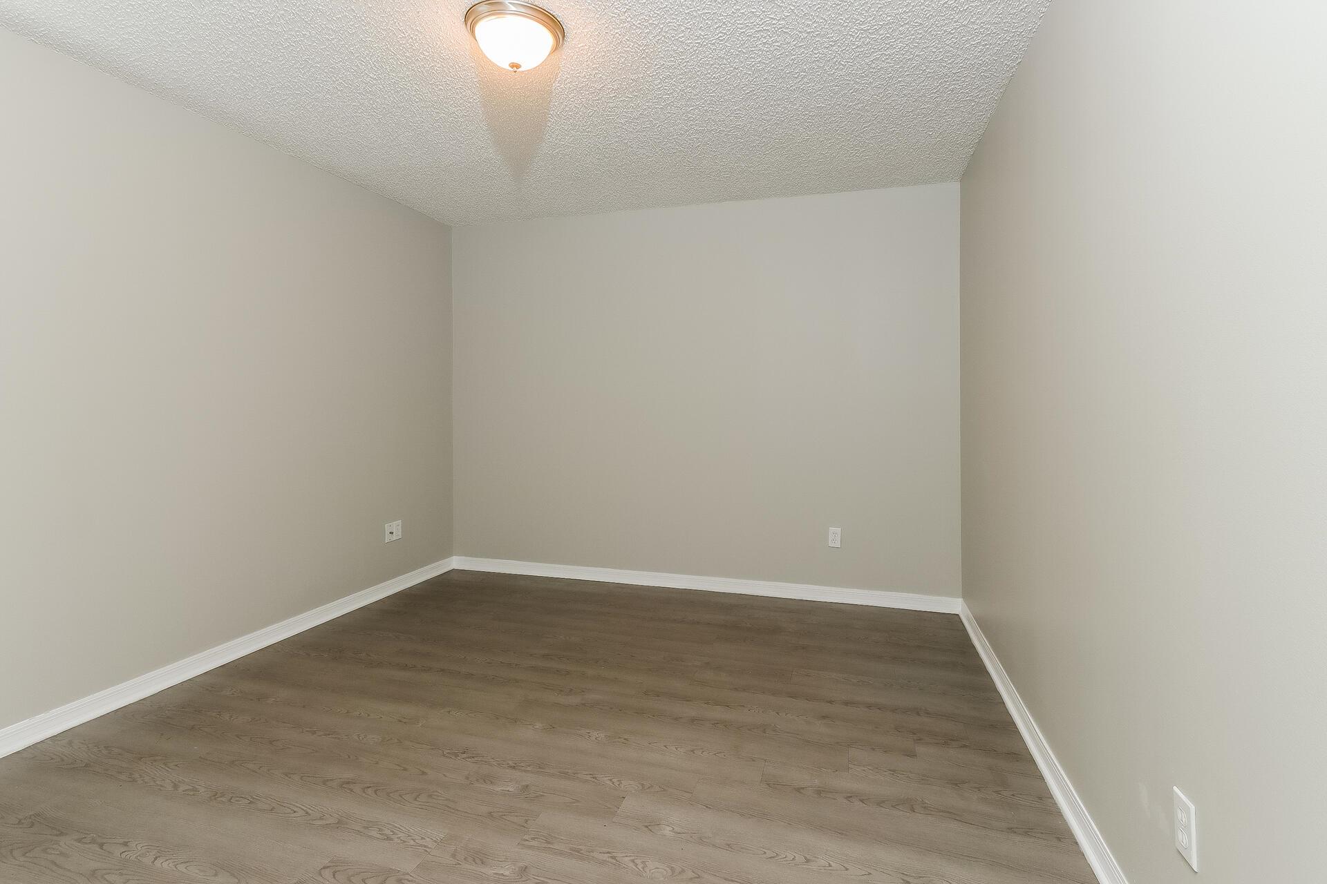 PORT ST LUCIE SECTION 19 - Residential Lease