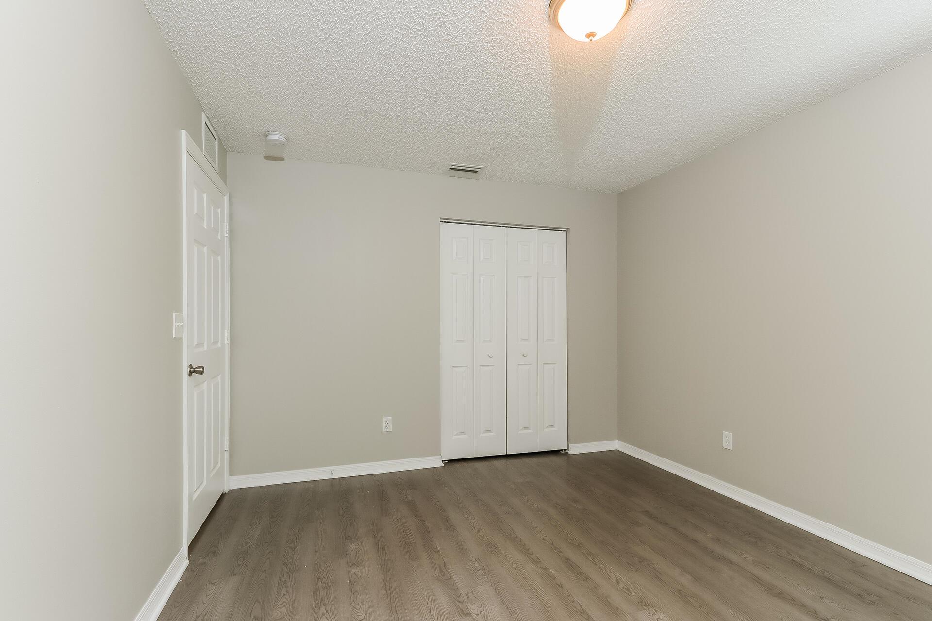 PORT ST LUCIE SECTION 19 - Residential Lease