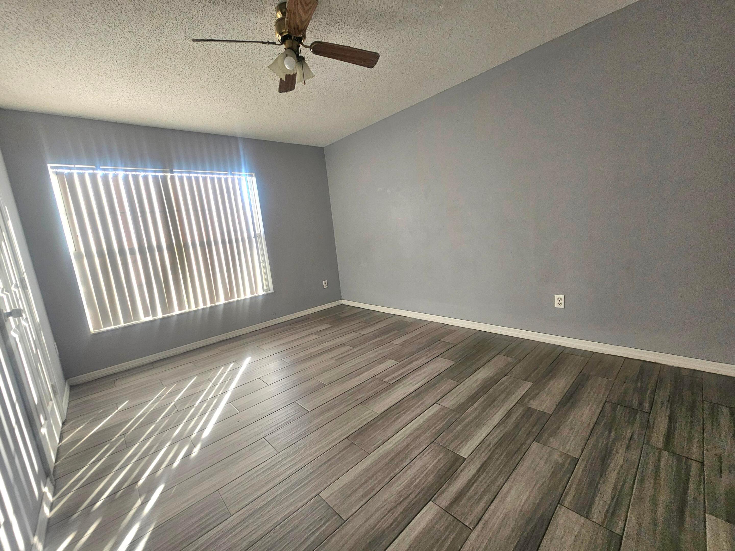 PORT ST LUCIE SECTION 9 - Residential Lease