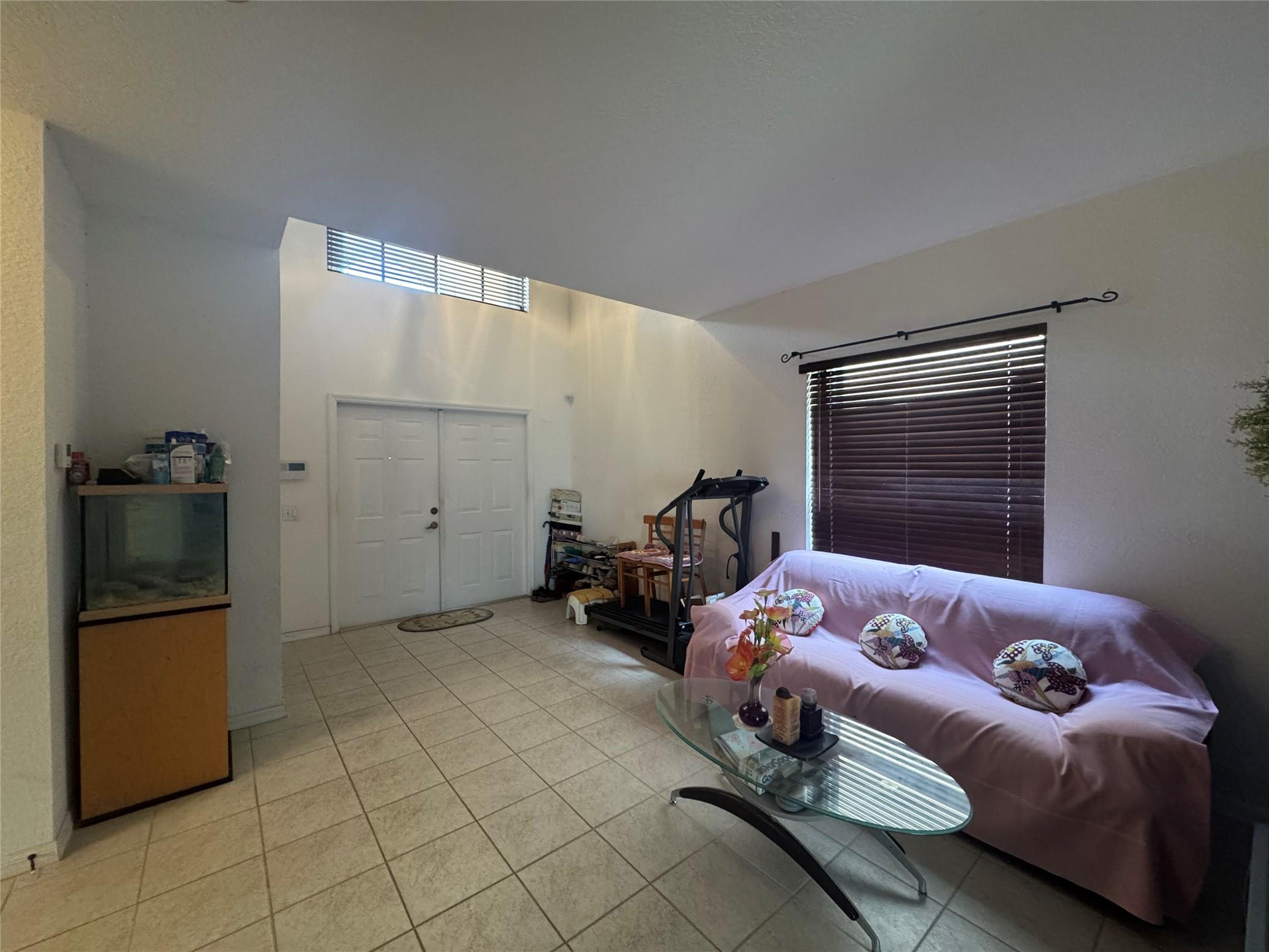 11141 NW 34th Ct