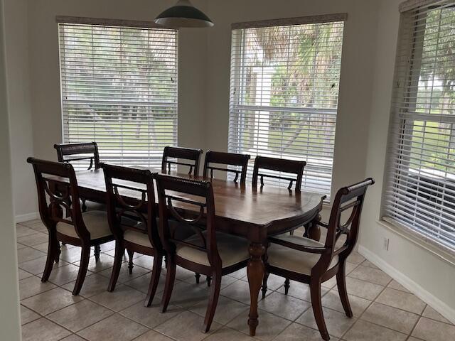 AERO ACRES - Residential Lease