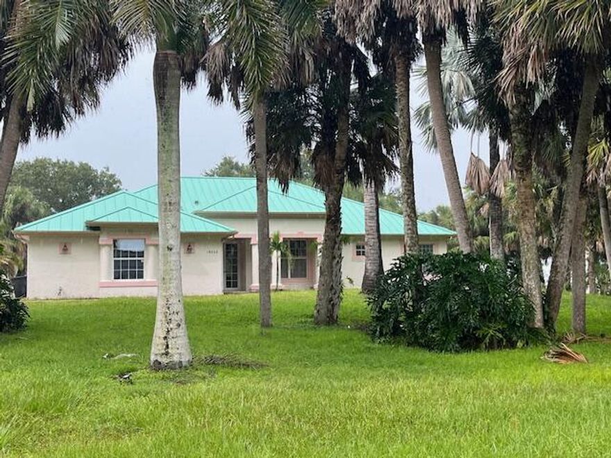 3 bedroom 3 bath in Aero Acres Airpark.  3rd BR can be office.  Large Master BR suite with private bath, walk in closet. Bedroom opens onto screened lanai.  Spacious kitchen with breakfast area and formal dining room.  Enjoy views of the shaded lawn & runway from the covered, screened lanai. Available for immediate occupancy to qualified tenants. Home, garage and yard only, are included in the lease. Airplane tie down space is optional.   Hangar & pad is excluded.  Aero Acres has 3150' paved & grass runways. The community is an aviators paradise.