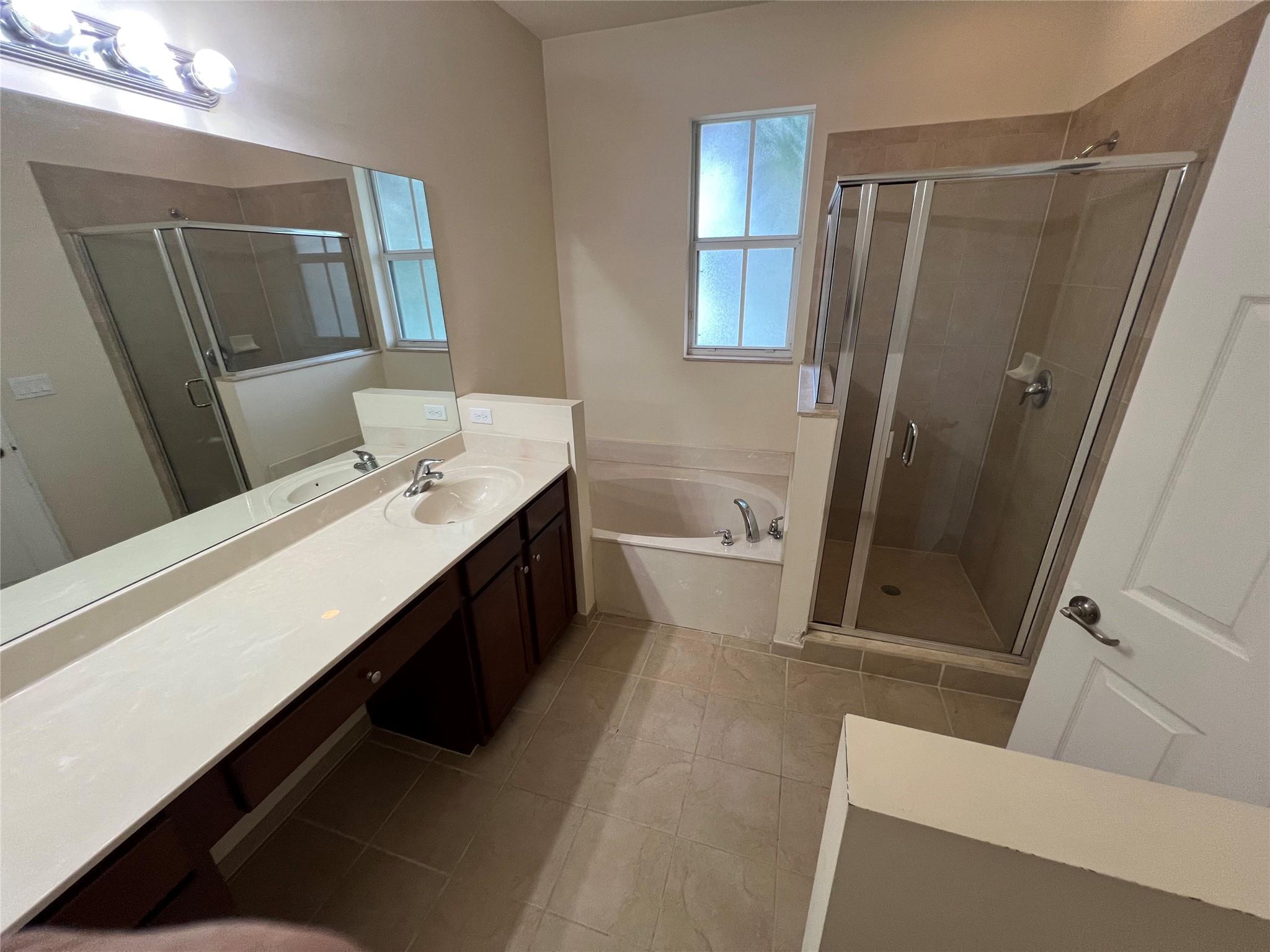 Paloma Lakes 176-171 B - Residential Lease