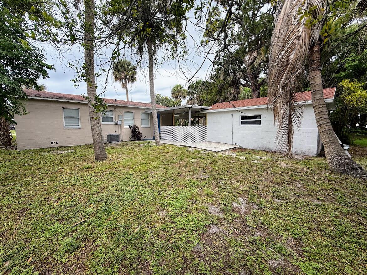 1010 Mayflower Road
