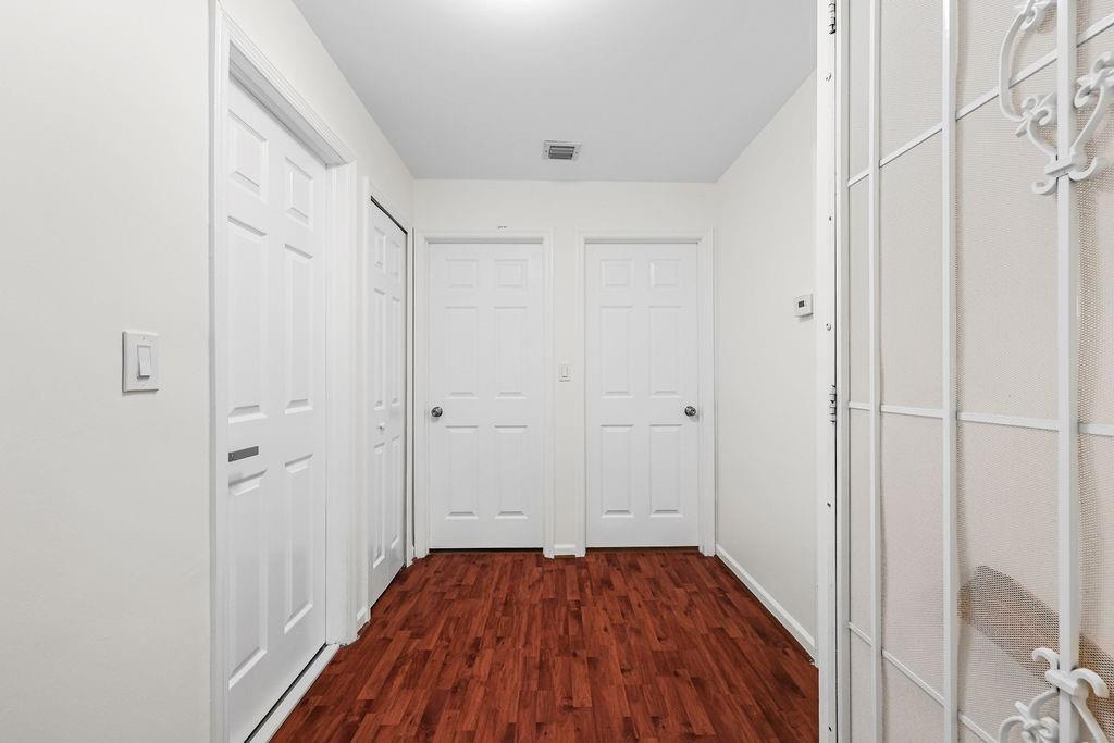 Paragon Centre 162-35 B - Residential Lease