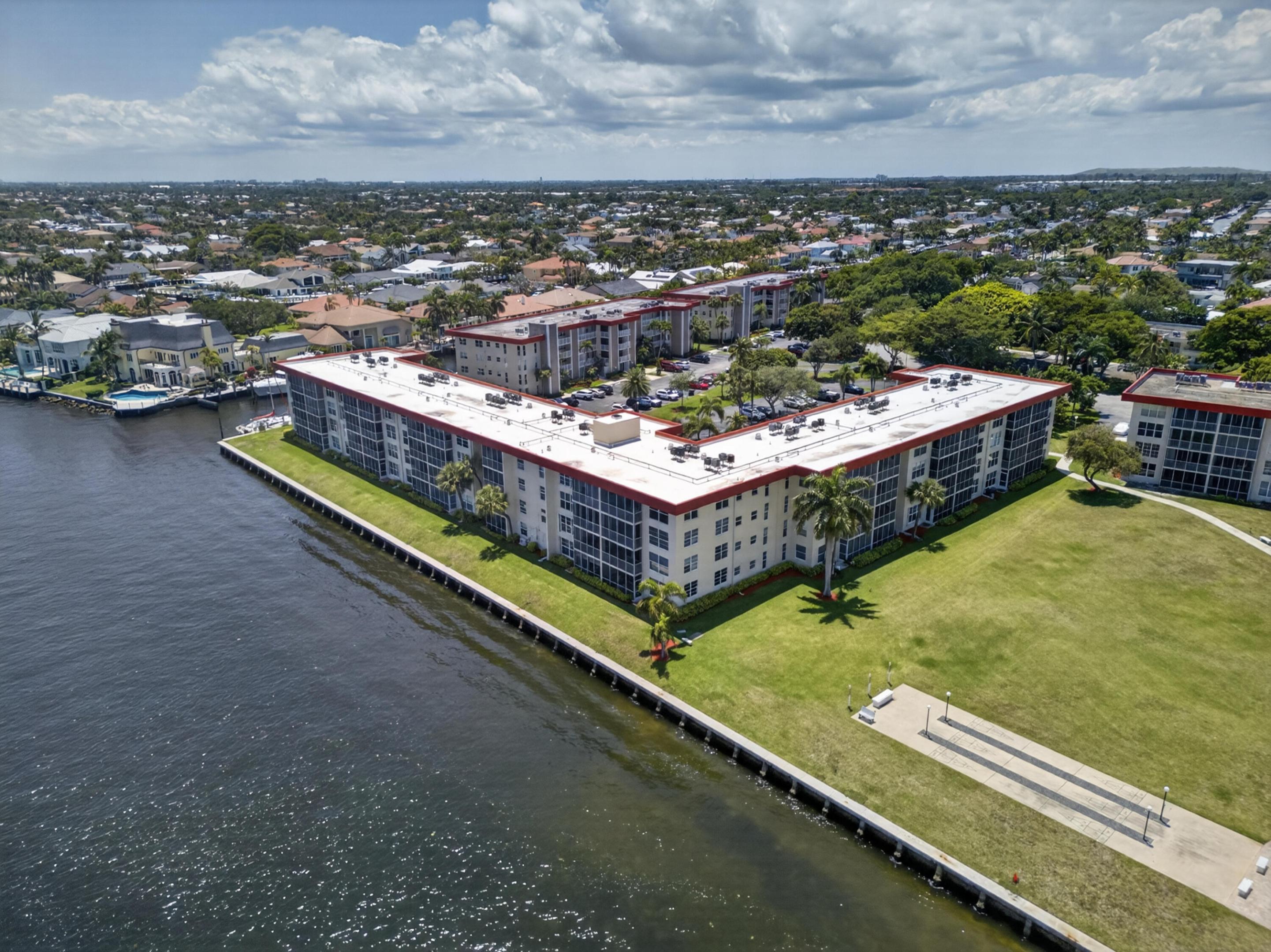 NO 3 PALM-AIRE AT CORAL KEY - Residential