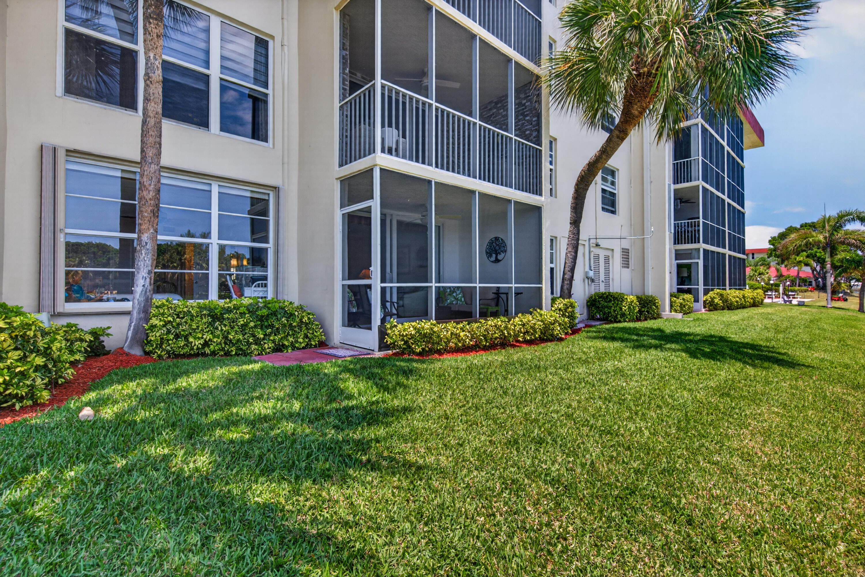 3100 NE 48th Court