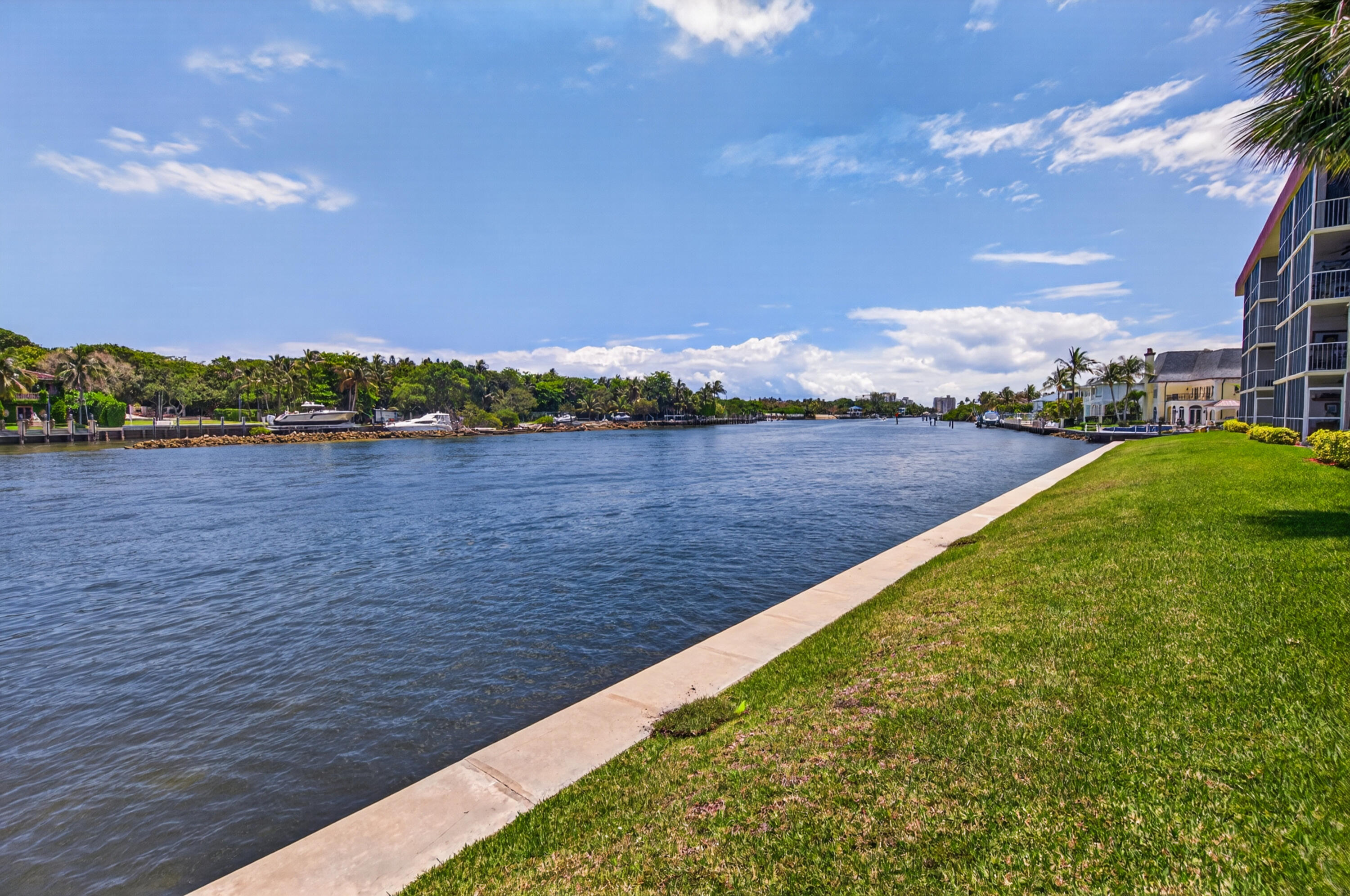 NO 3 PALM-AIRE AT CORAL KEY - Residential