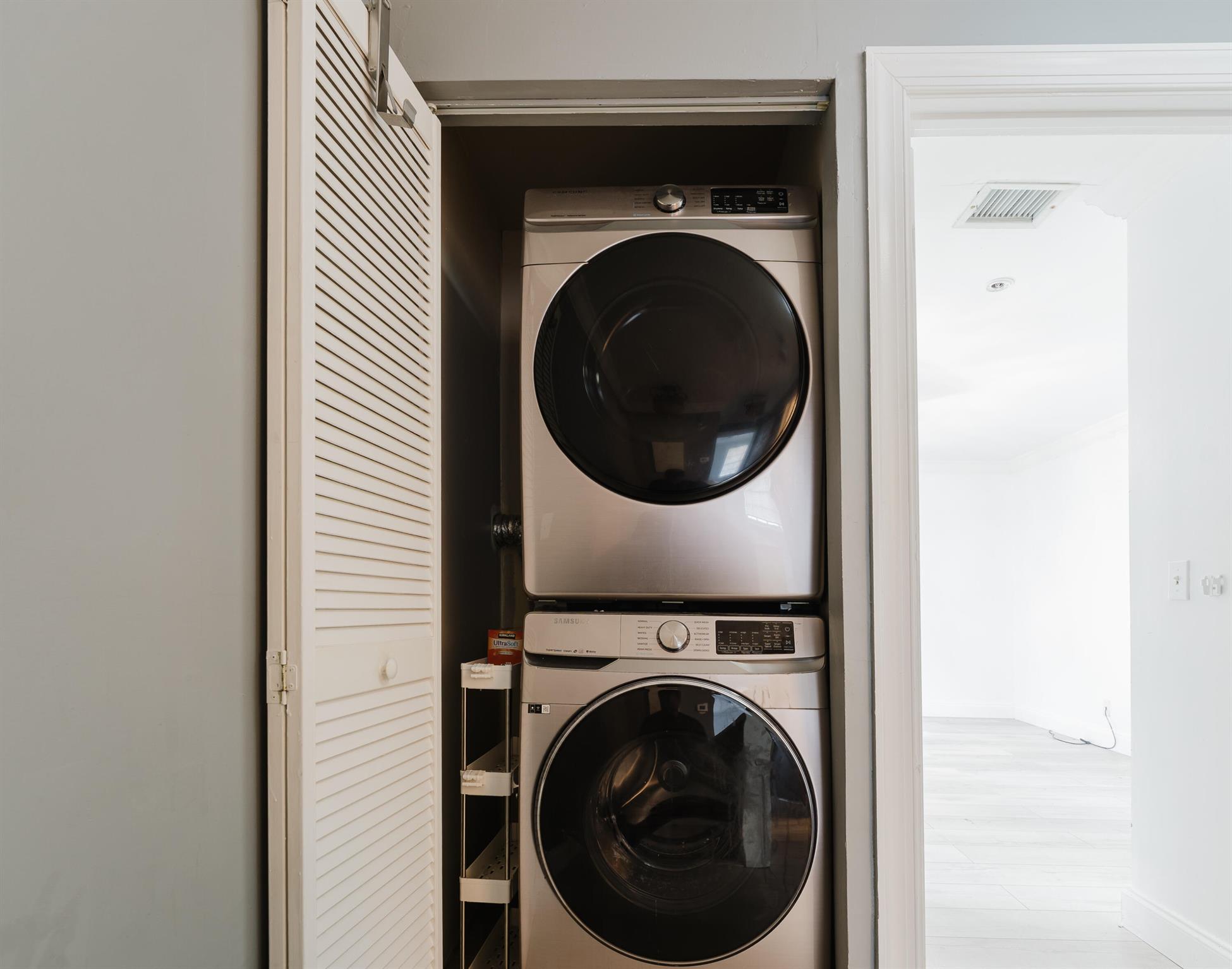 BOCA RATON POR LA MAR - Residential Lease