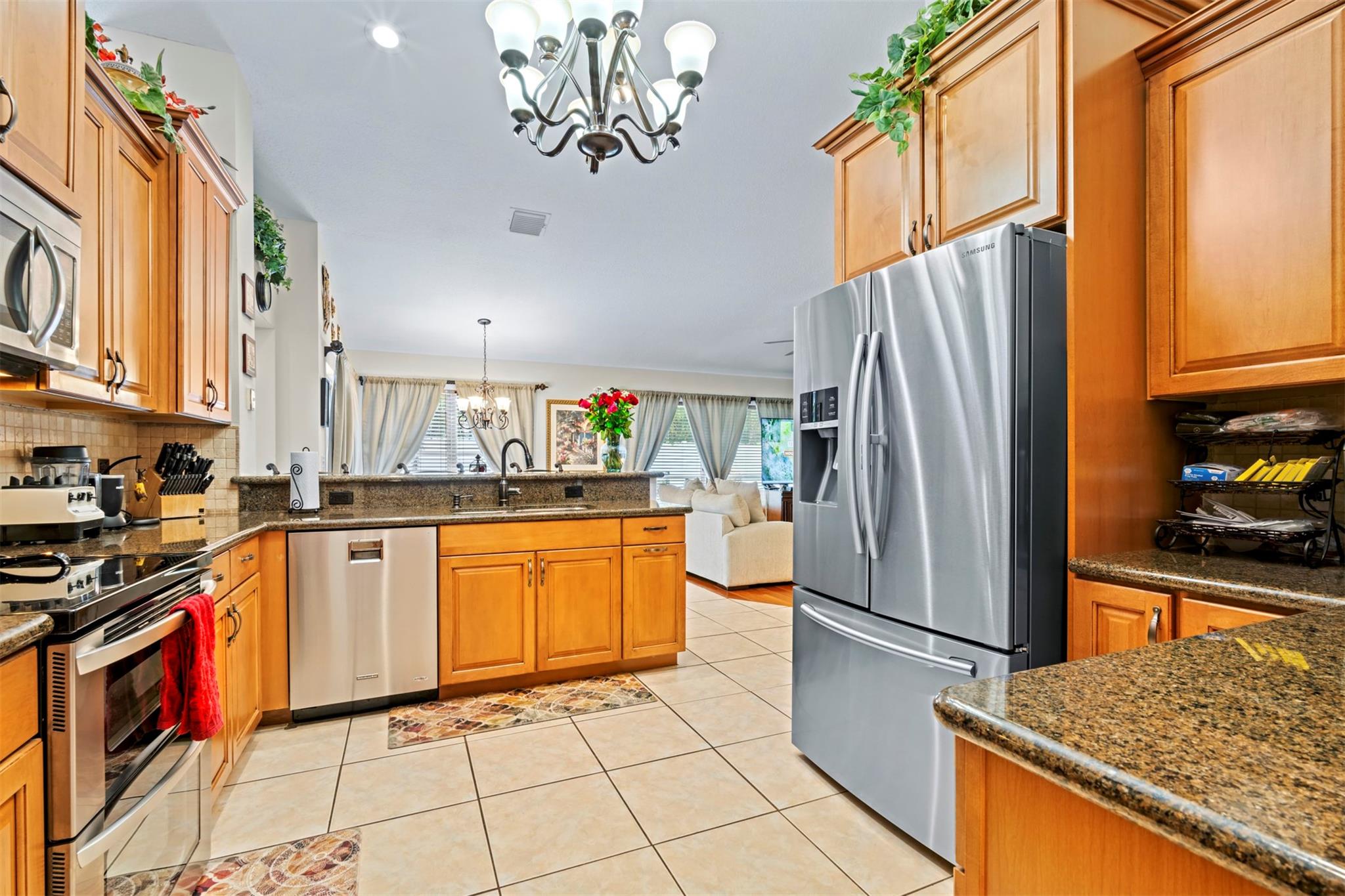 9139 NW 41st Mnr