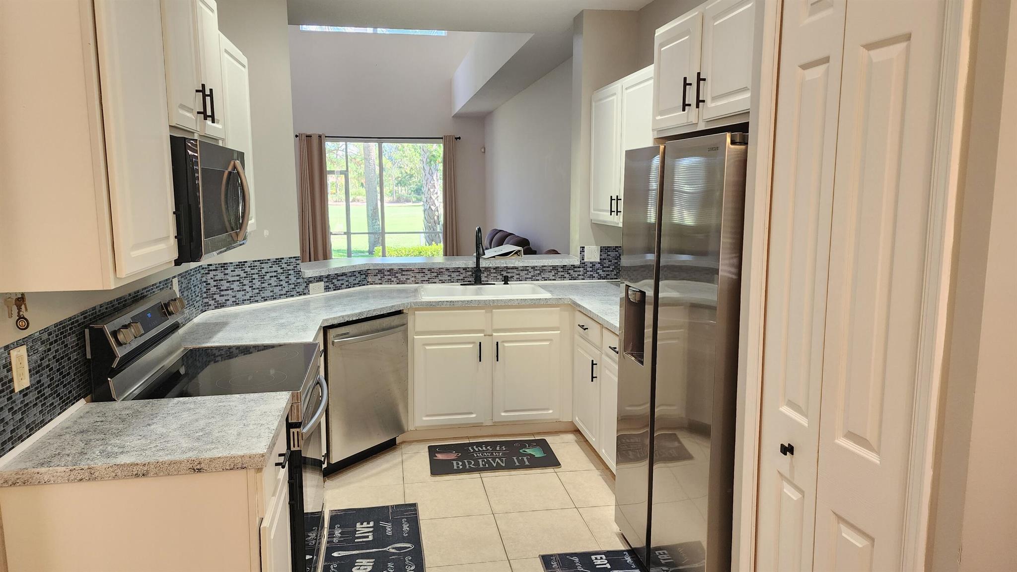 7028 Torrey Pines Circle