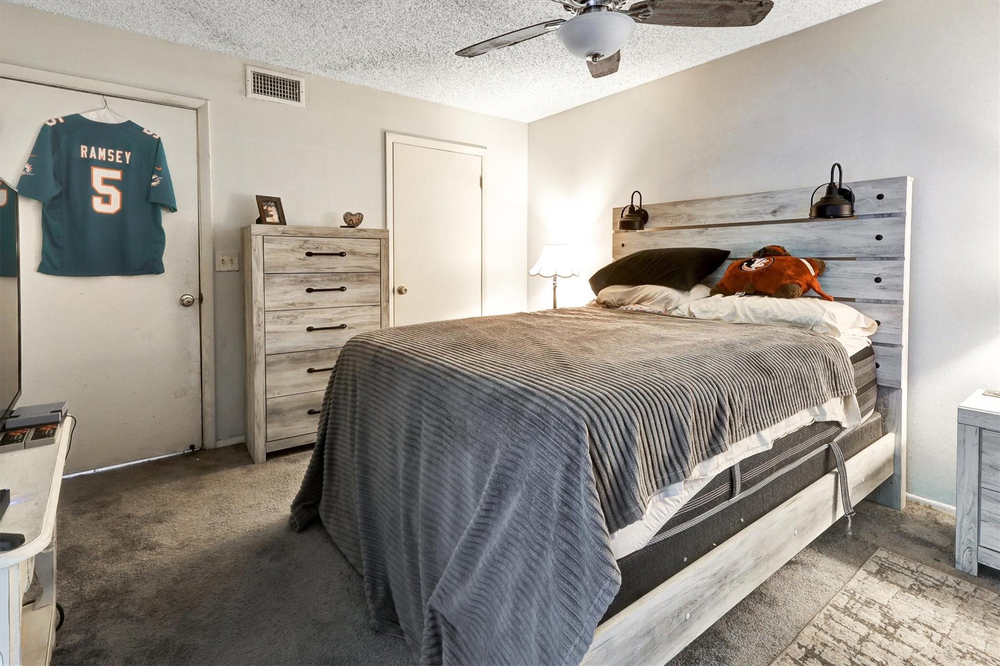 Summerbreeze Condo - Residential