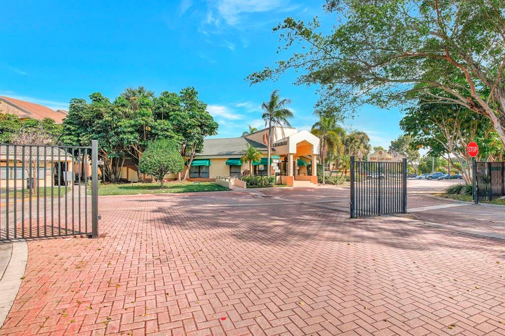 Summerbreeze Condo - Residential