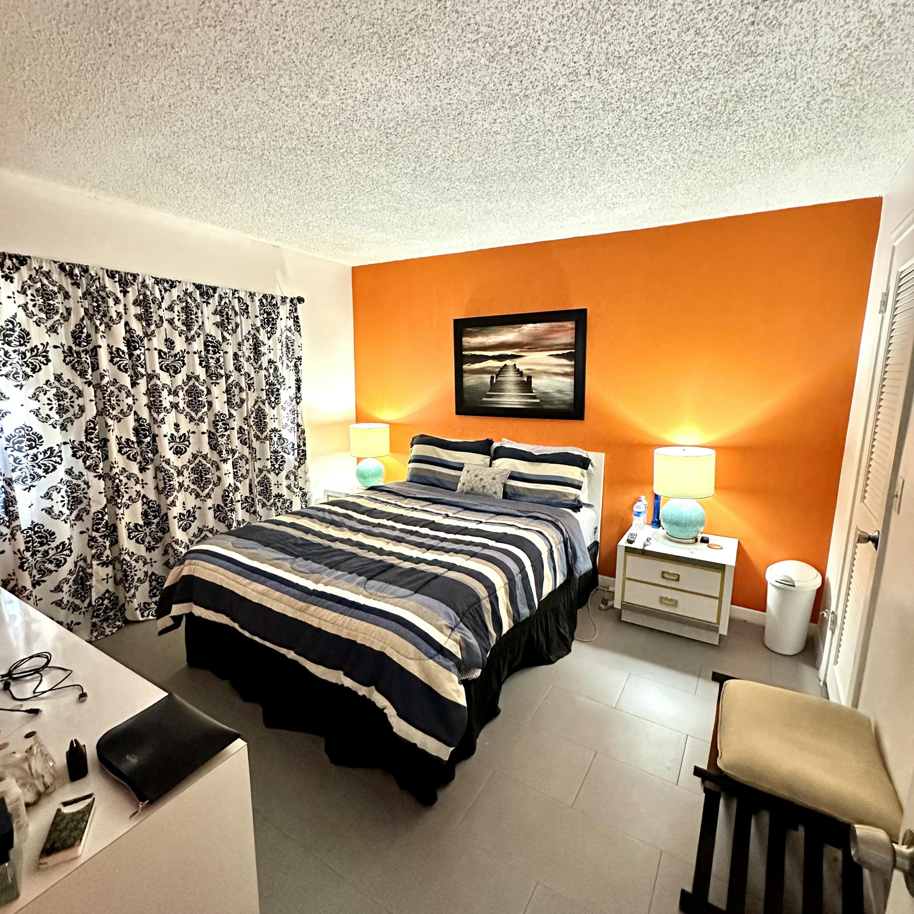 FOUNTAINS OF PALM BEACH C - Residential