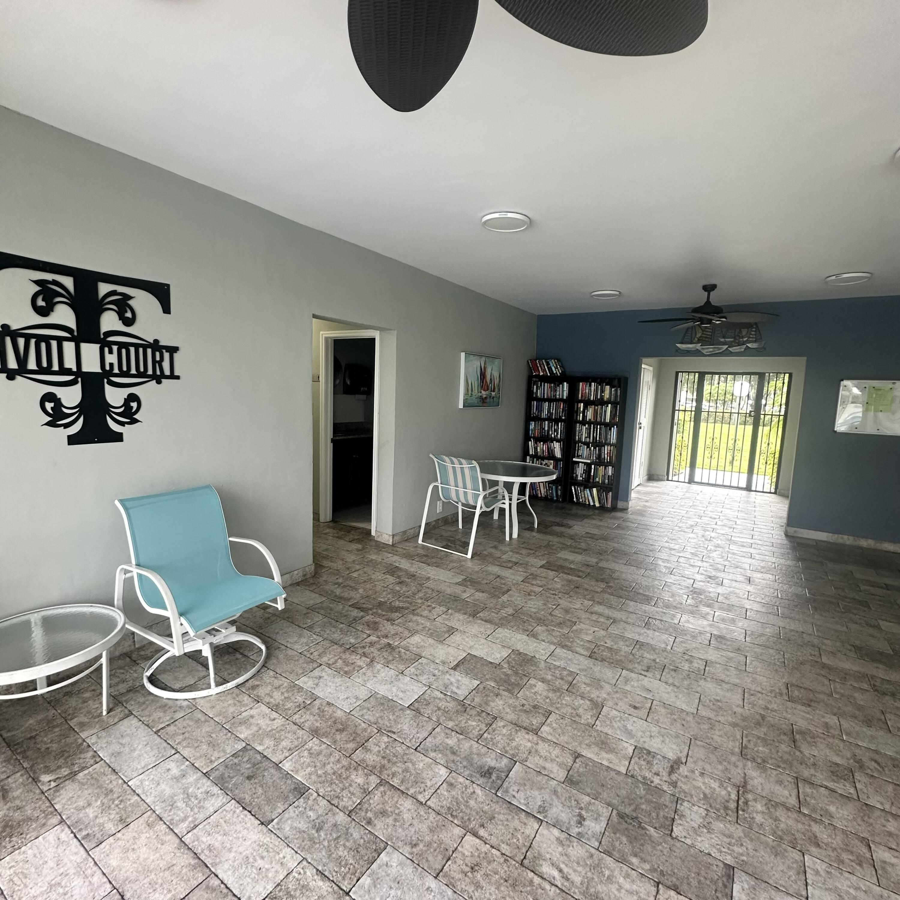 FOUNTAINS OF PALM BEACH C - Residential