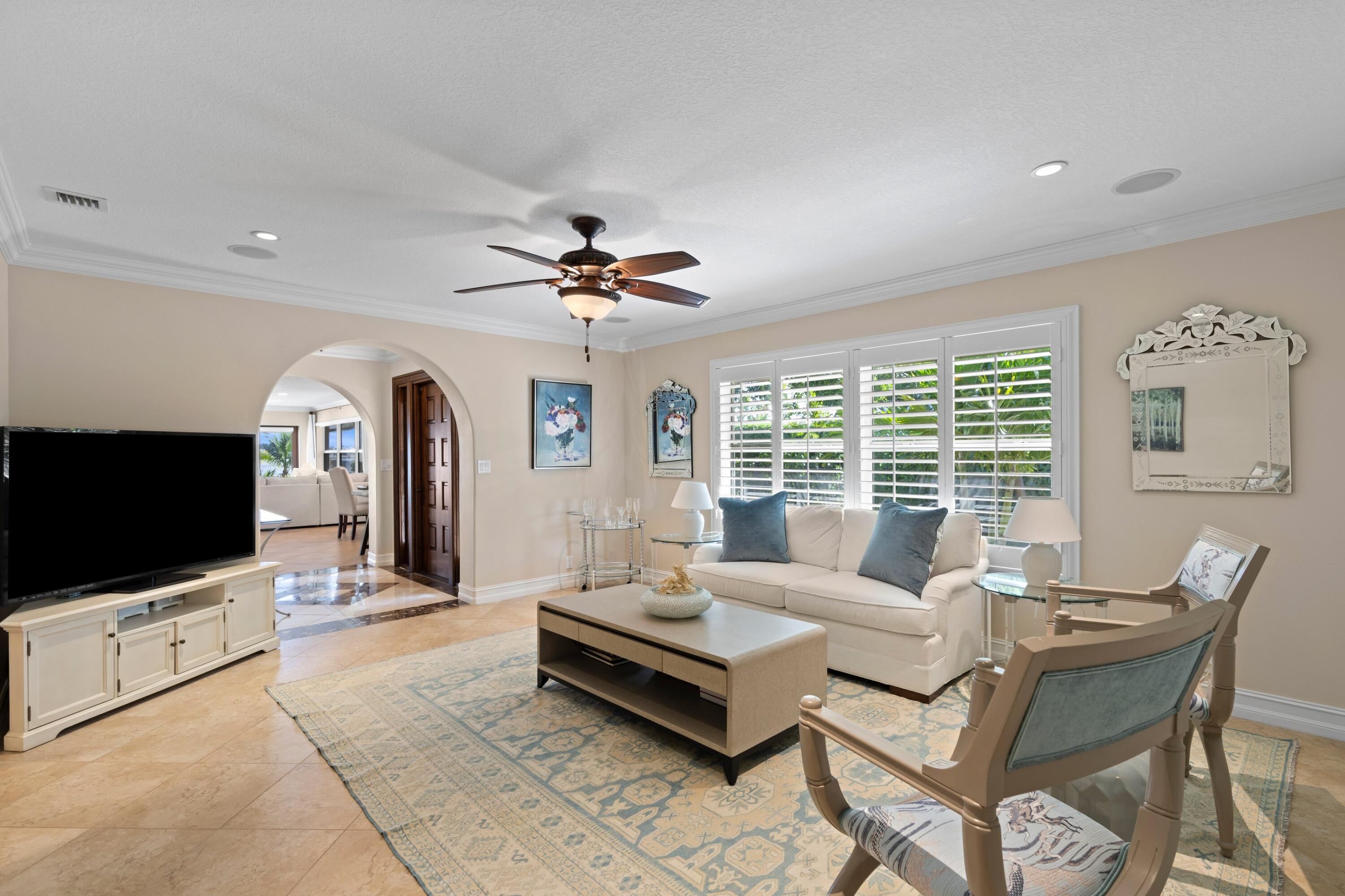 NORTH LAKE WORTH - Residential