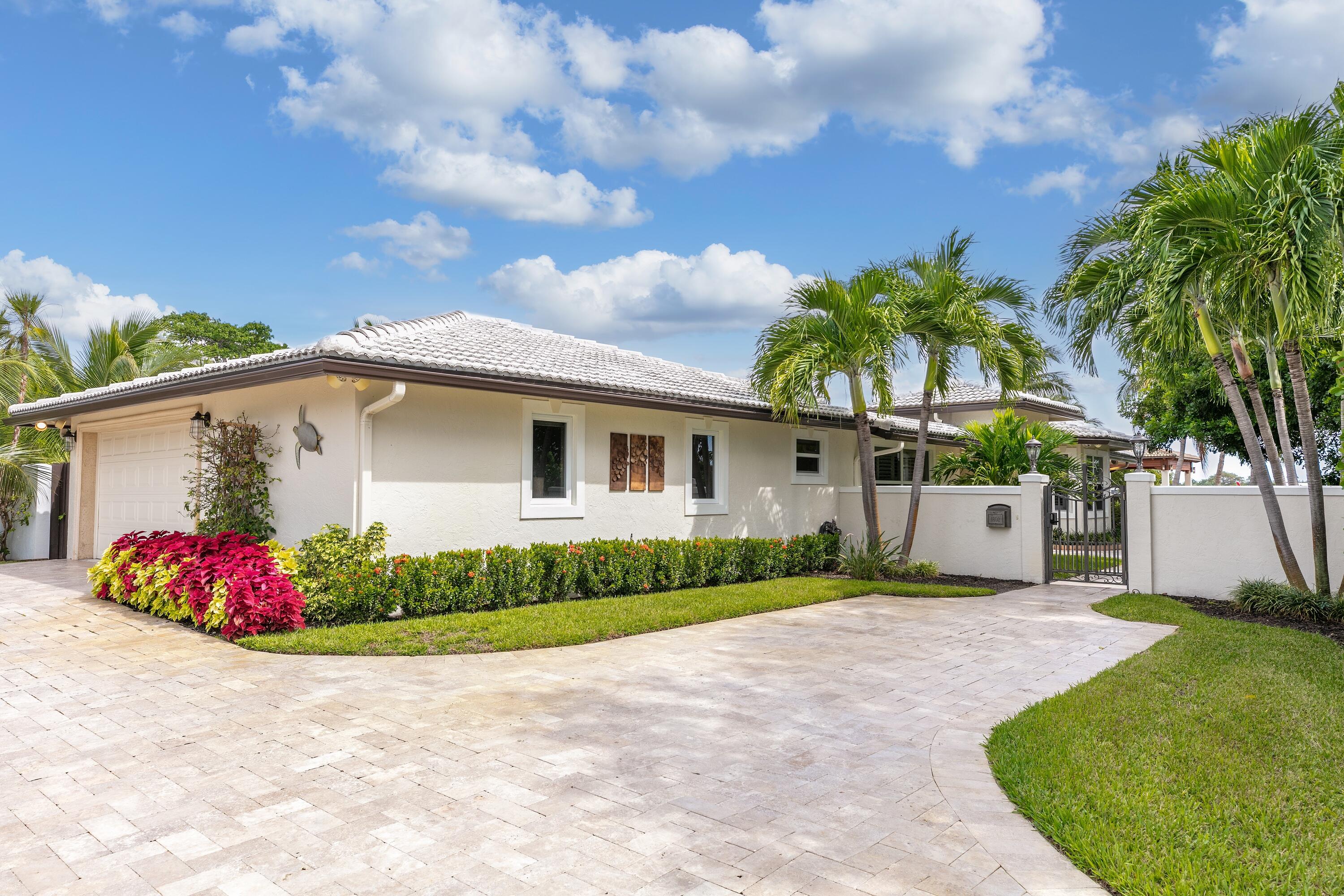 NORTH LAKE WORTH - Residential