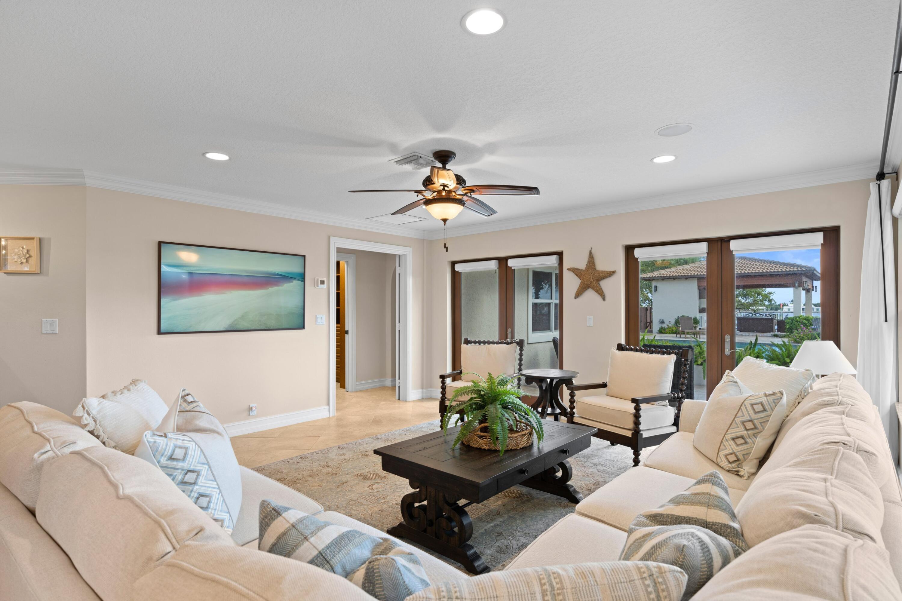 NORTH LAKE WORTH - Residential