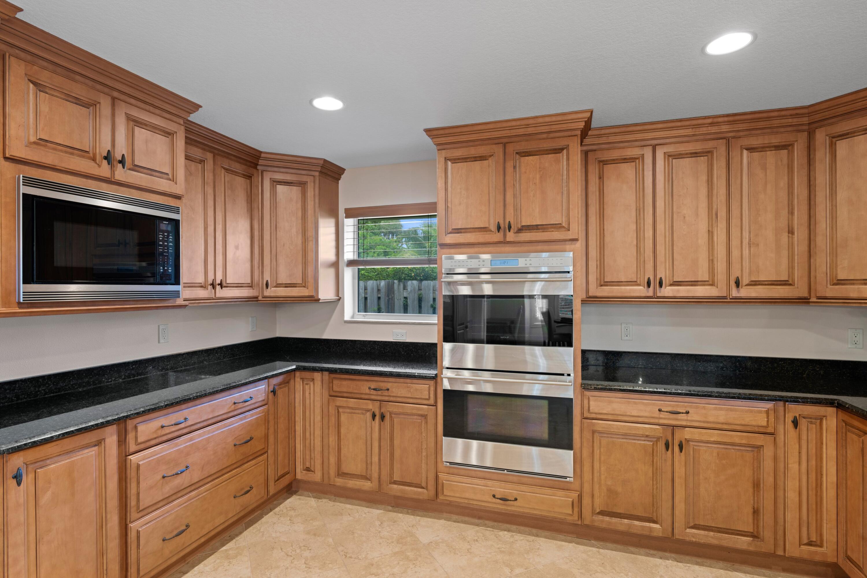 NORTH LAKE WORTH - Residential