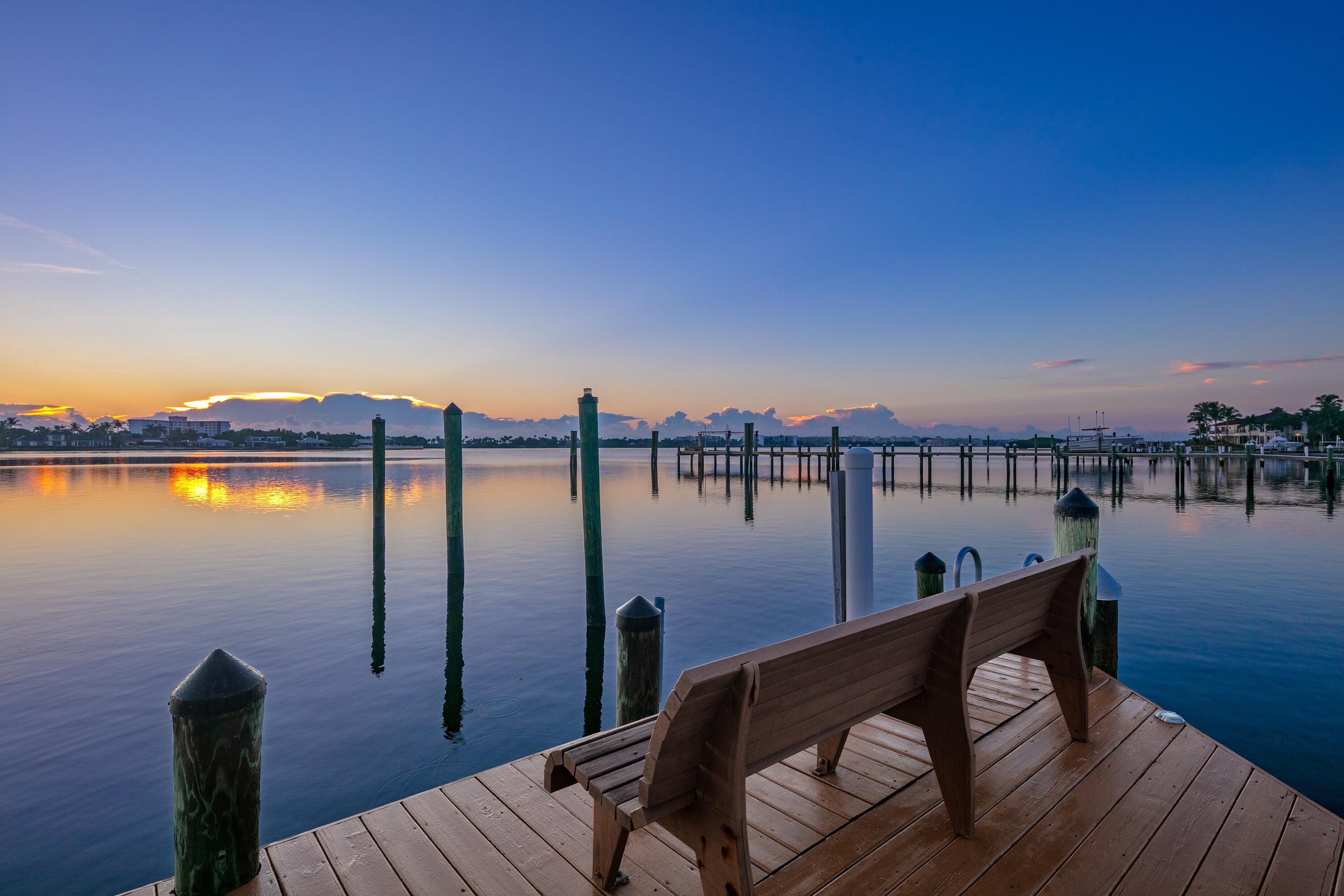 NORTH LAKE WORTH - Residential